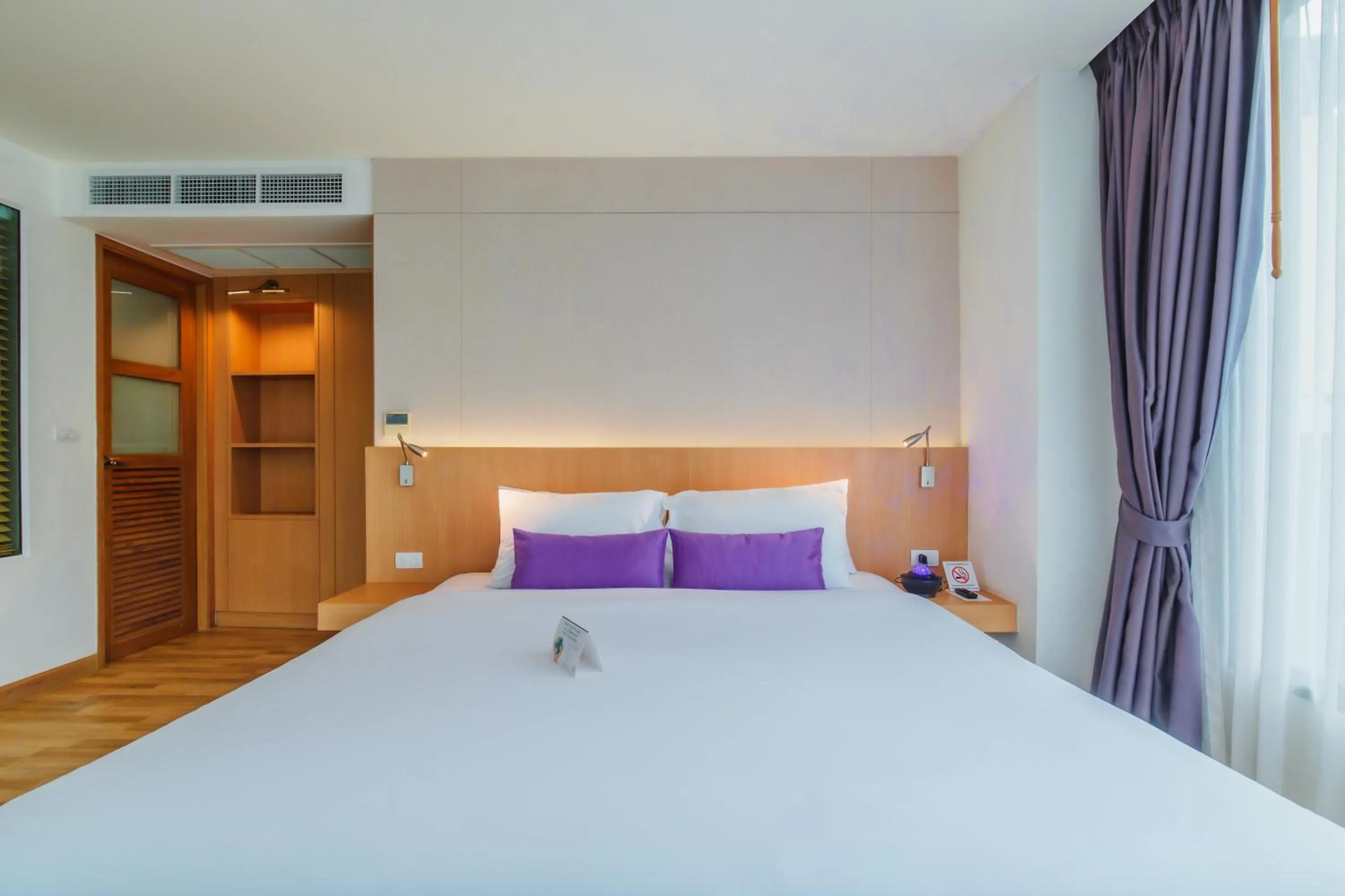 Bed in The Lunar Patong