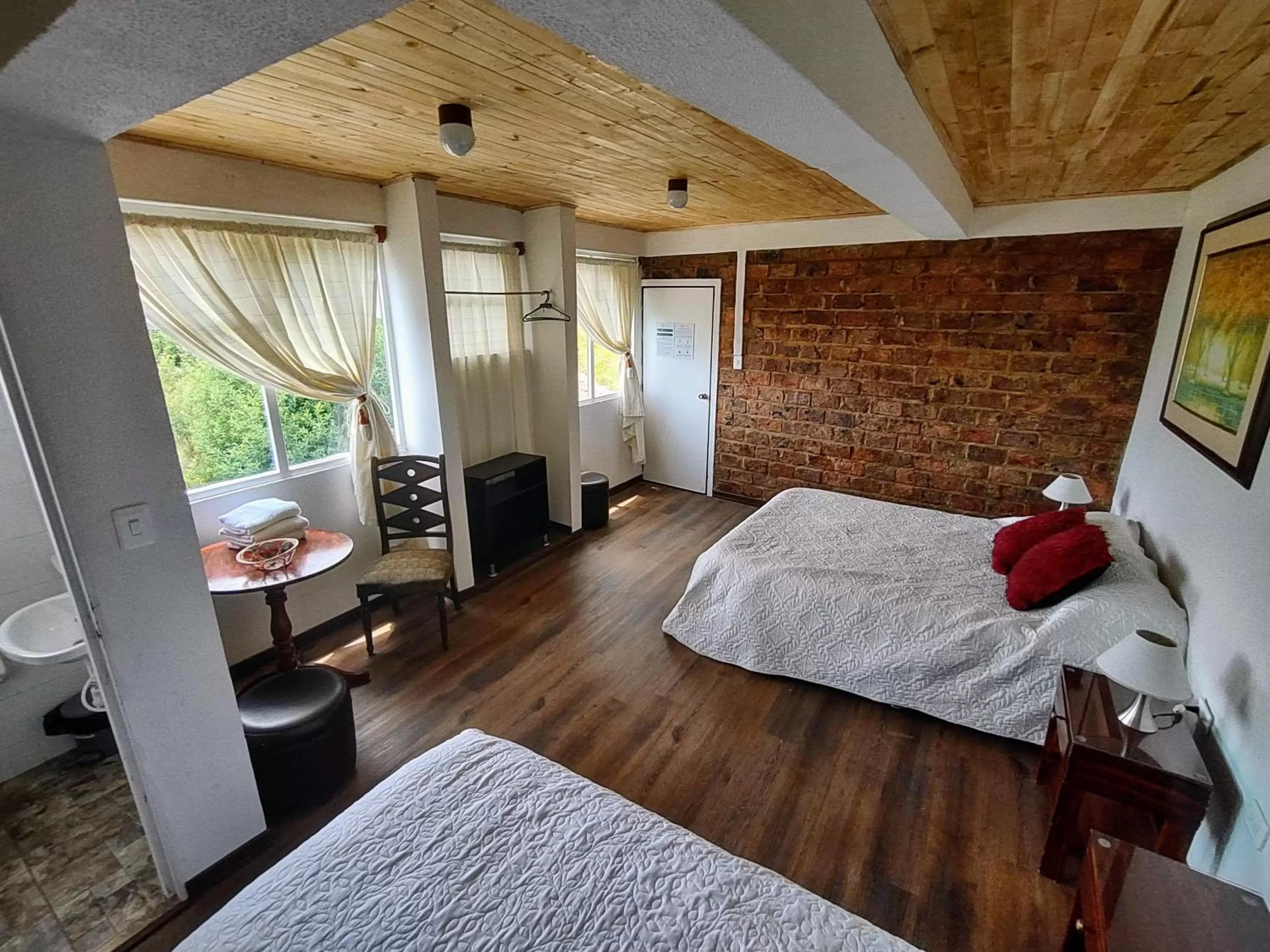 Bedroom, Bed in Refugio Génesis habitaciones Lago de Tota