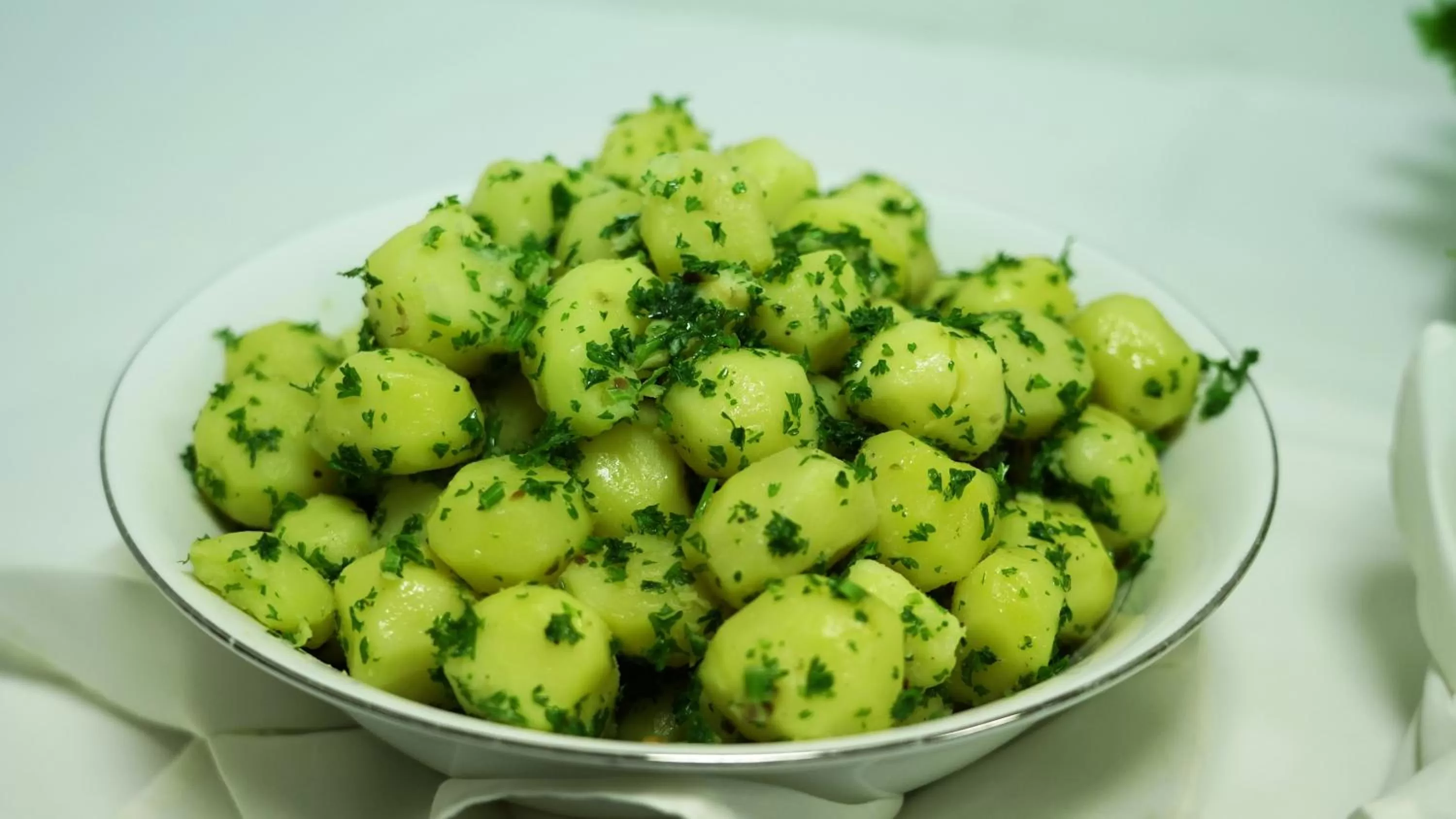 Restaurant/places to eat in Asia Pacific Hotel