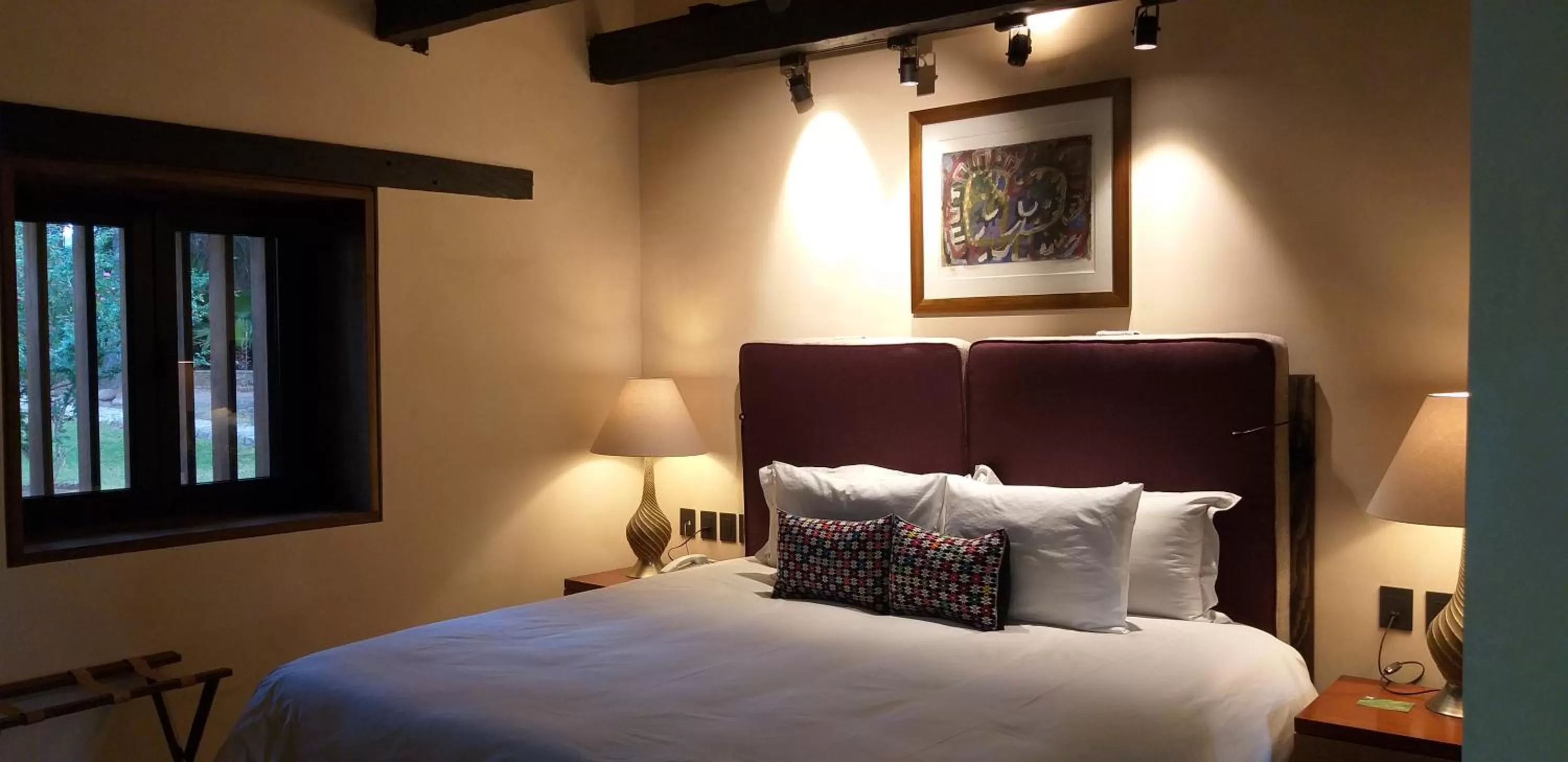 Bed in Uvence Arte + Hotel