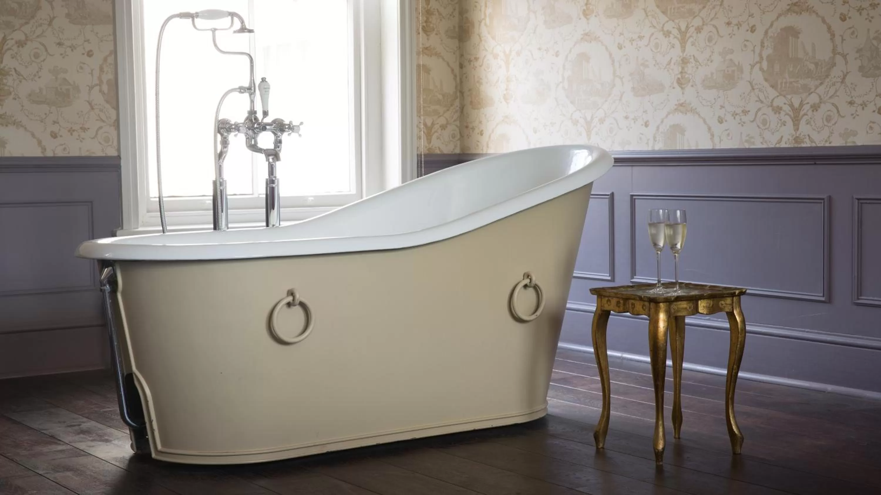 Bedroom in The Tunbridge Wells Hotel