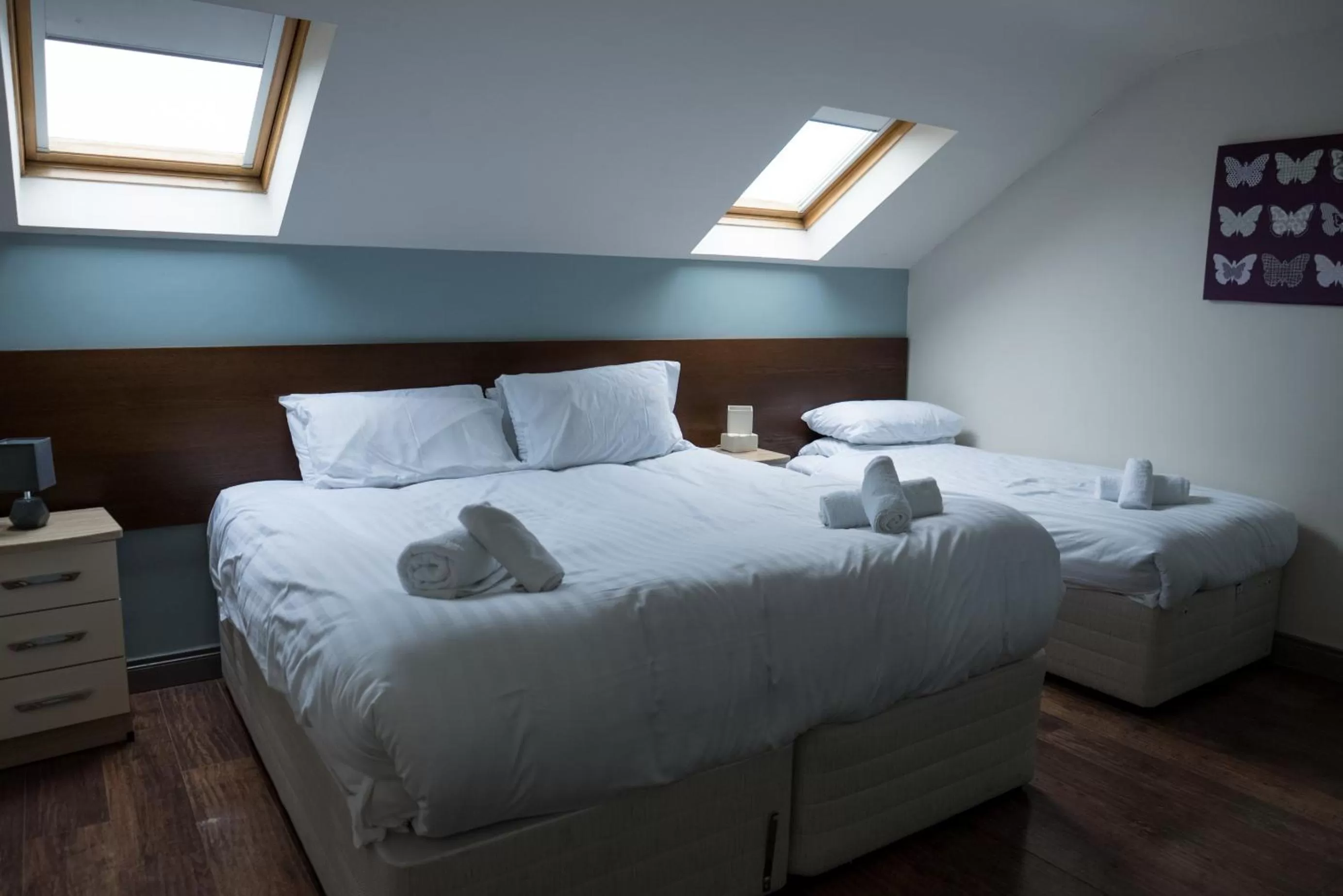 Bedroom, Bed in Walsh's Hotel and Apartments