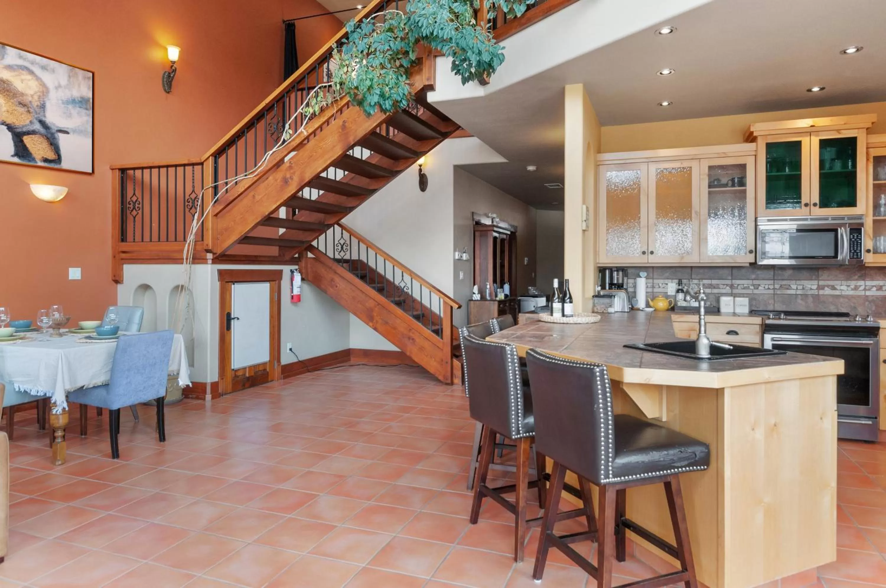 Kitchen or kitchenette in Casa Grande Inn & Suites