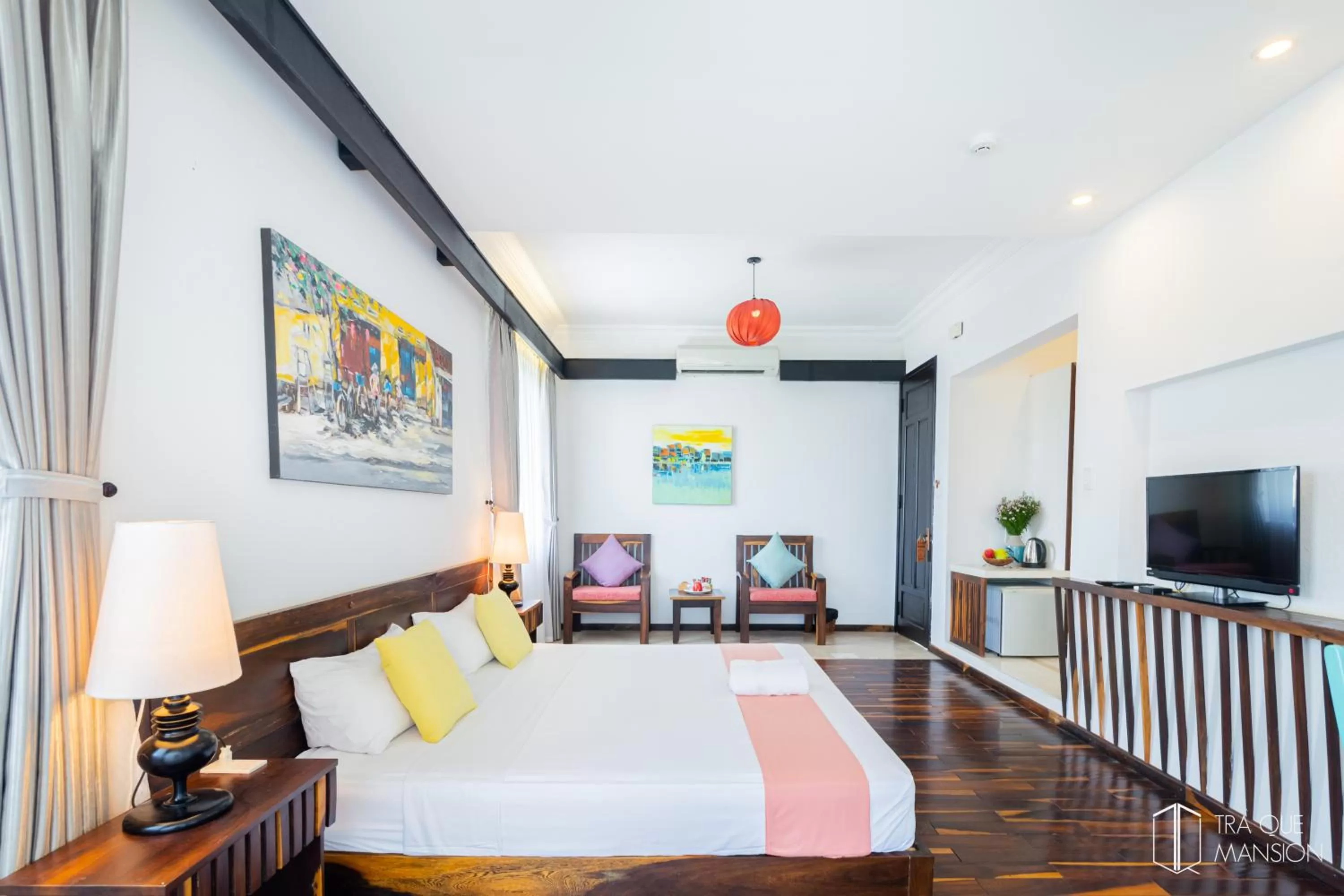 Photo of the whole room, Bed in Tra Que Mansion