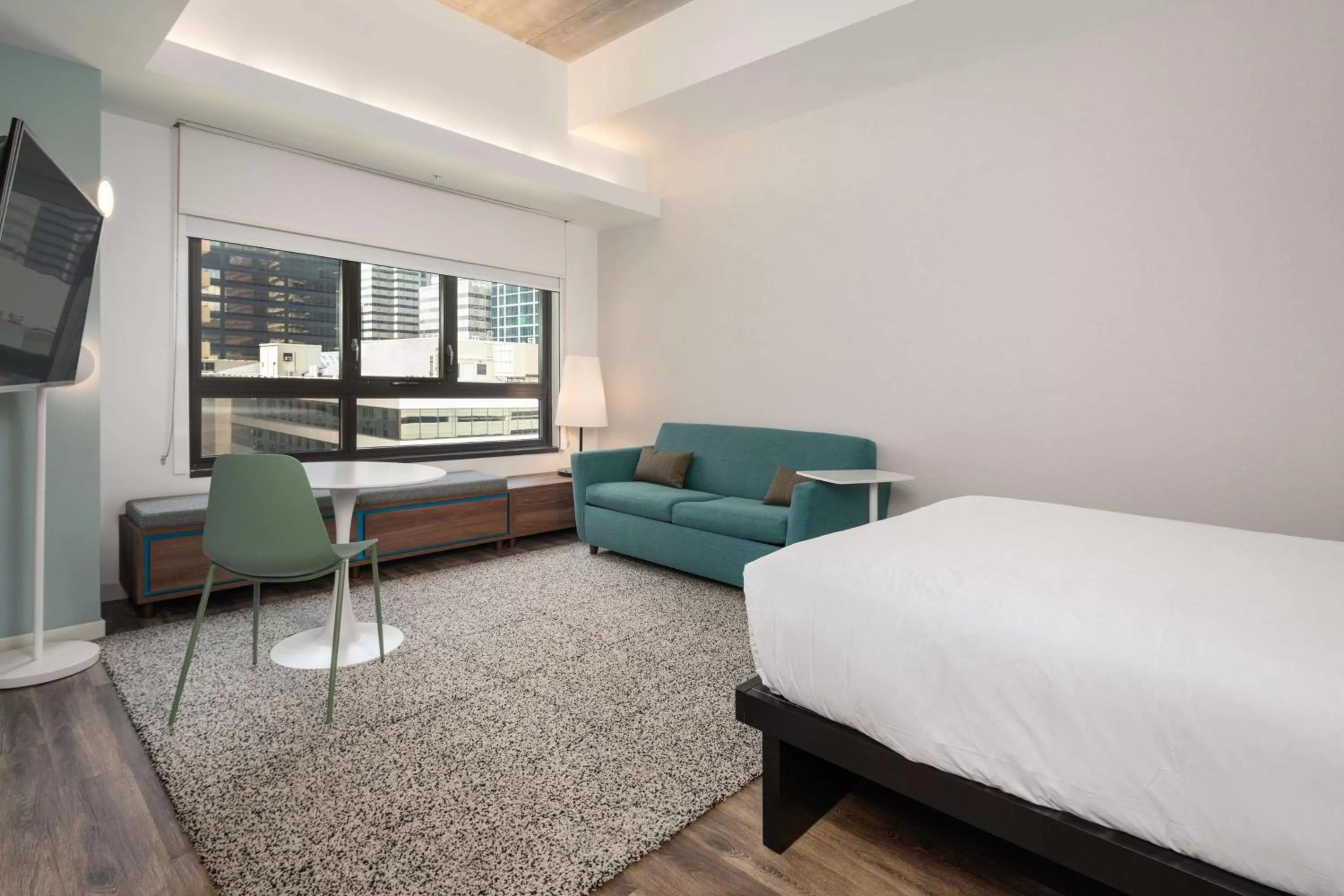 Living room, Bed in Motto by Hilton Philadelphia Rittenhouse Square