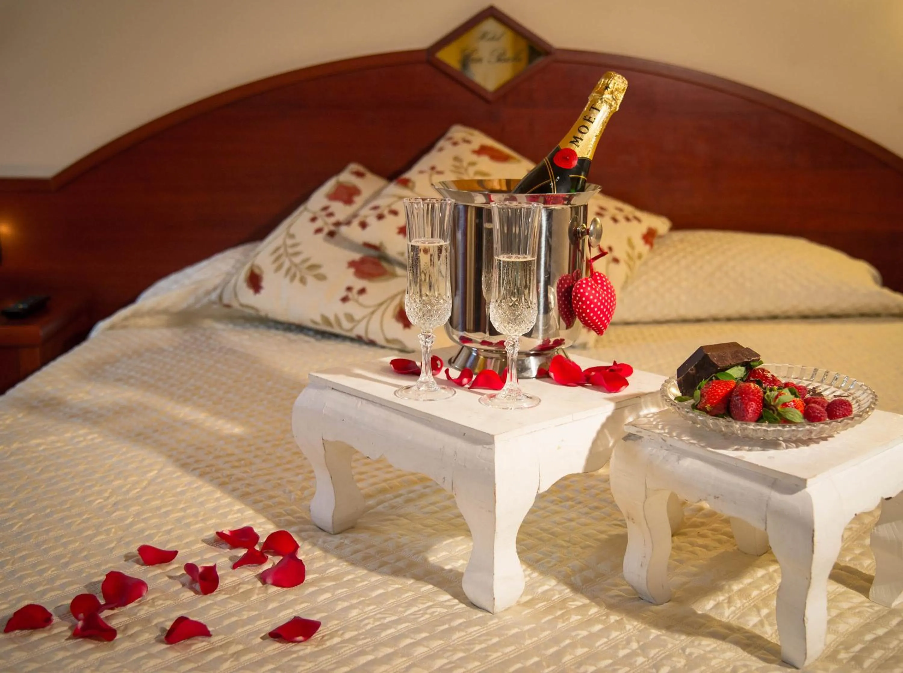 Coffee/tea facilities, Bed in Hotel San Paolo