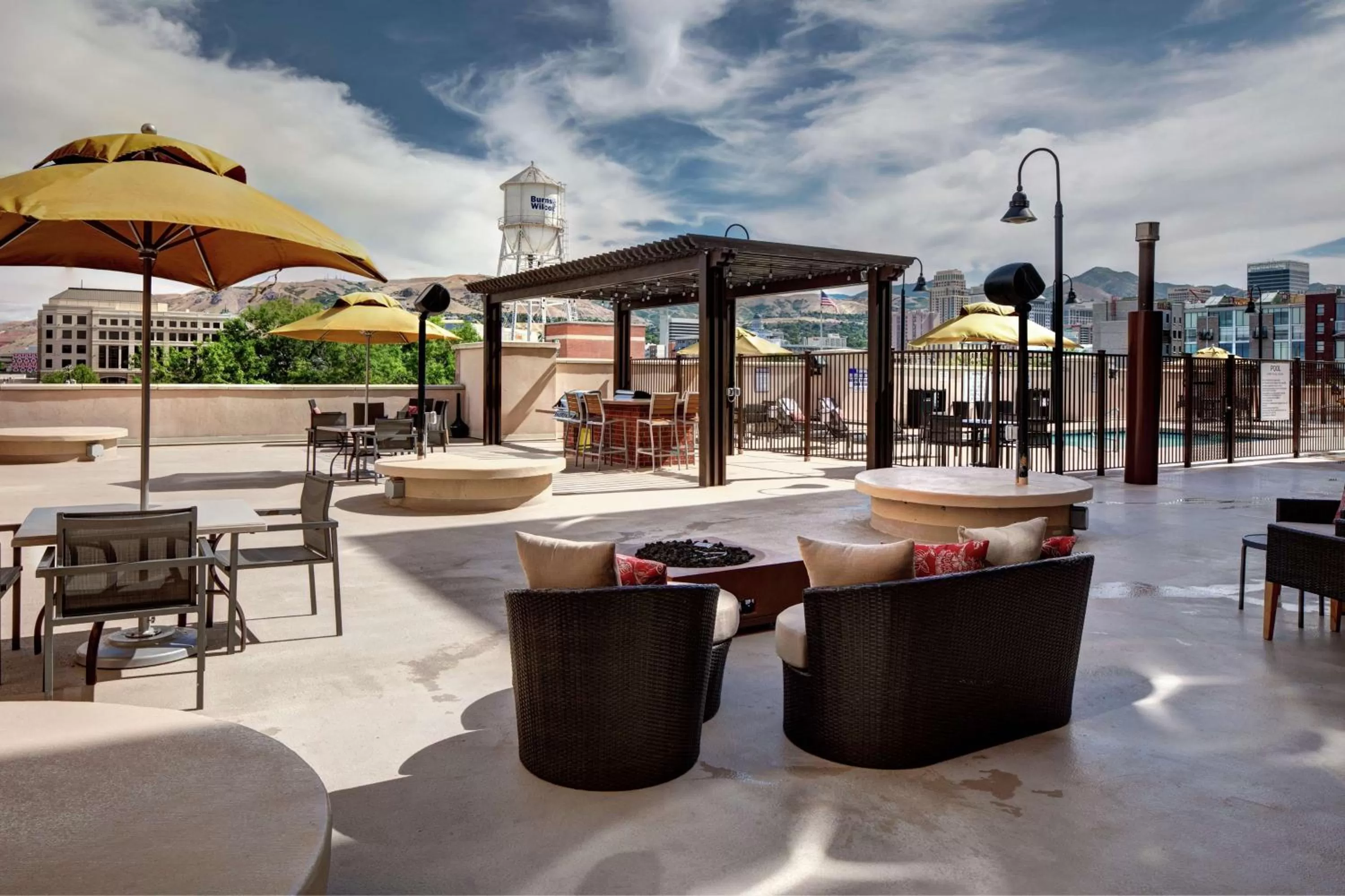 Swimming pool in Homewood Suites by Hilton Salt Lake City Downtown