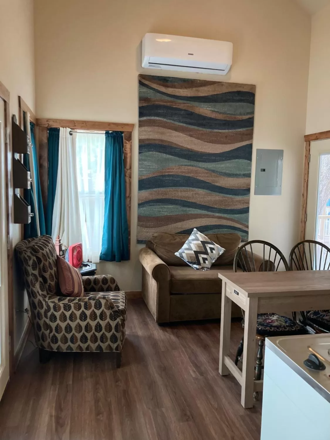 Living room in All Seasons Treehouse Village