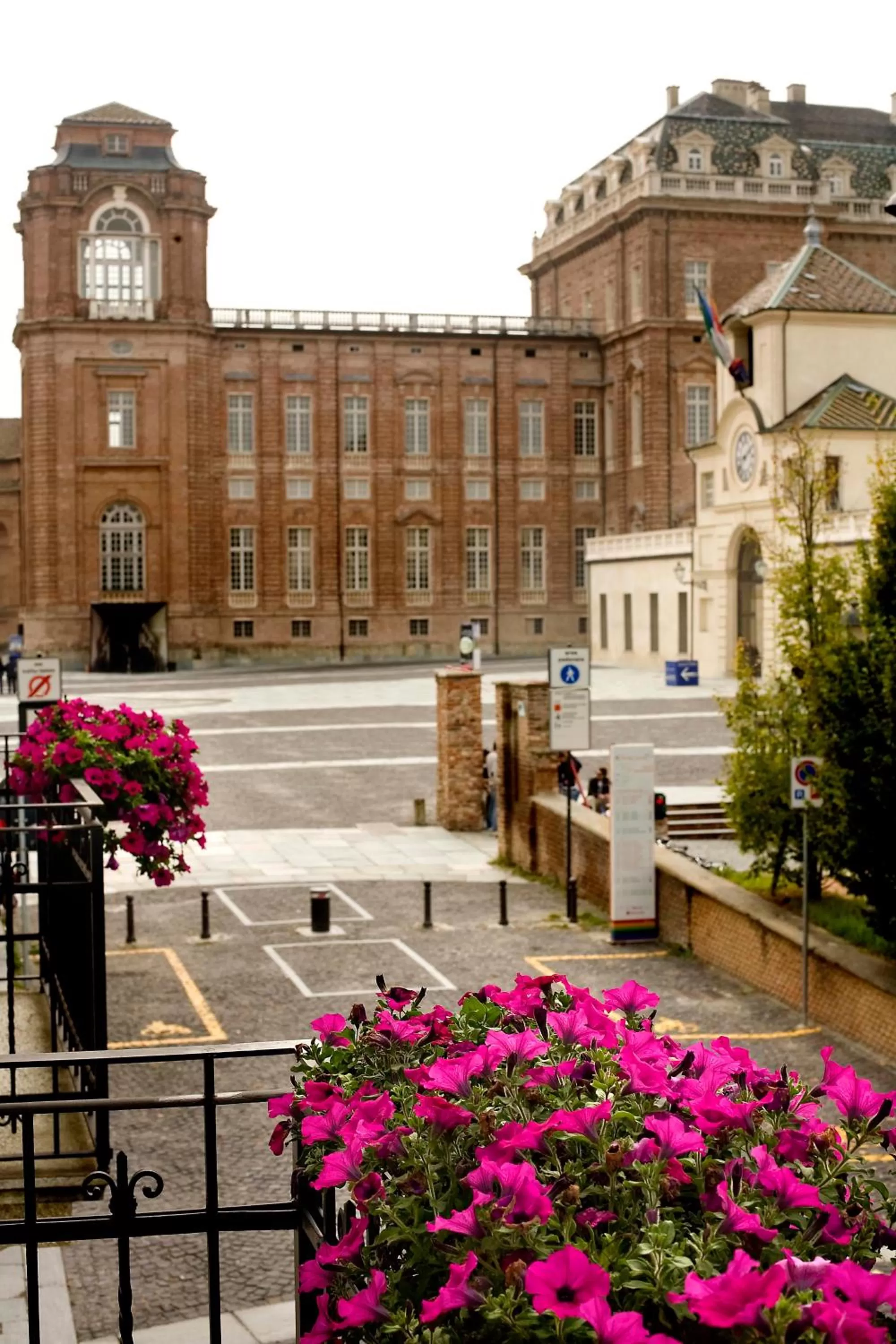 Facade/entrance in Hotel Cascina Di Corte