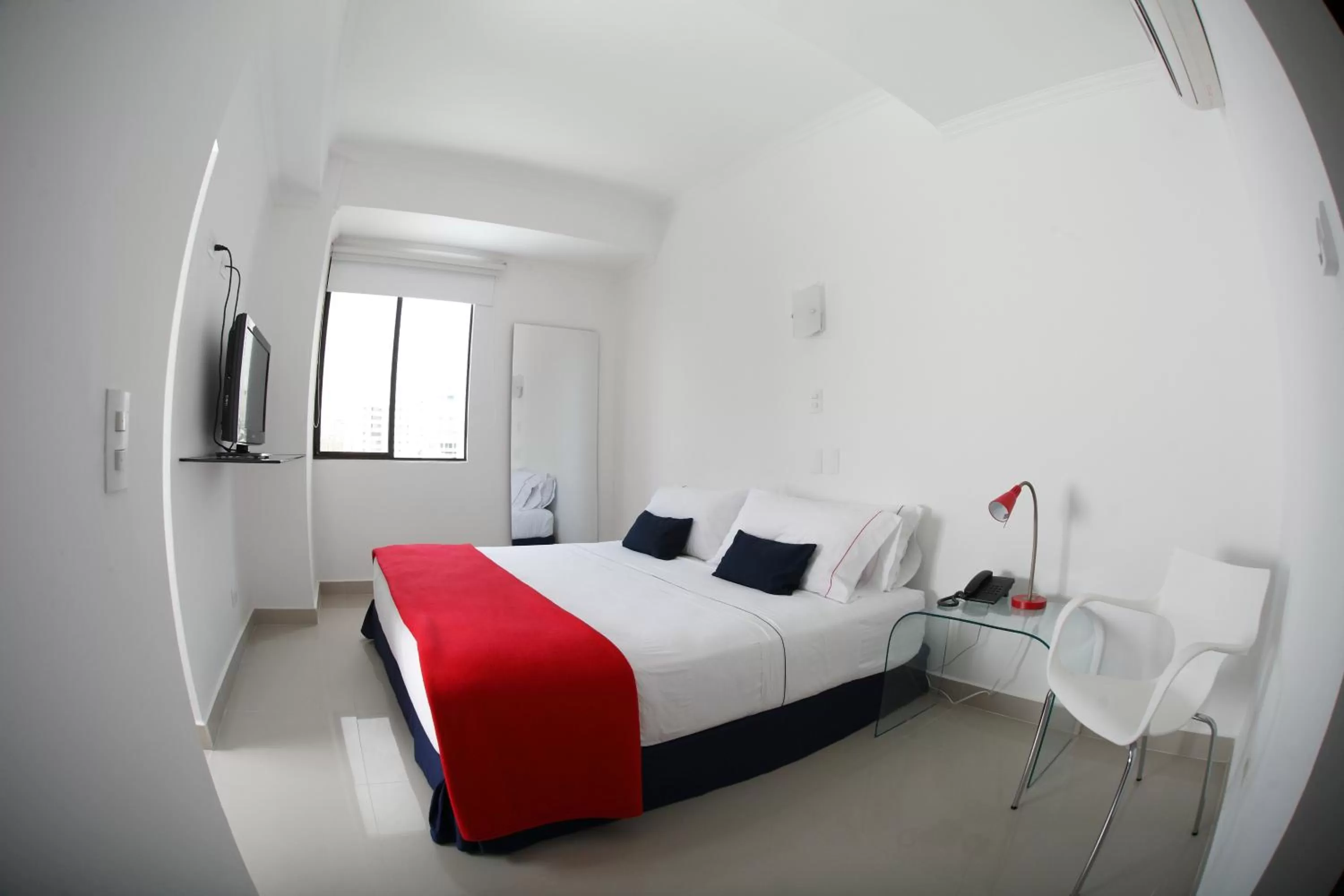 Business facilities, Bed in Zalmedina Hotel