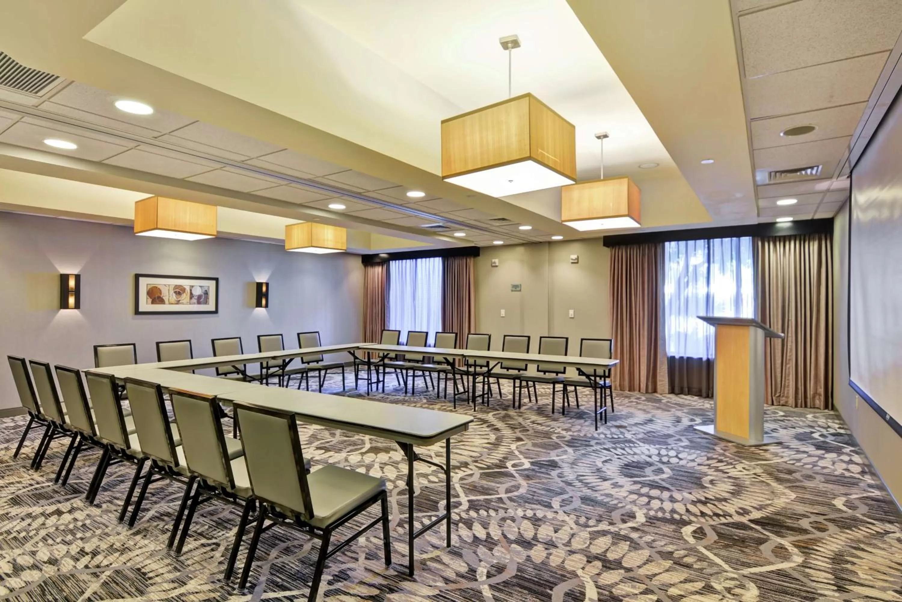 Meeting/conference room in DoubleTree by Hilton Hotel Baton Rouge