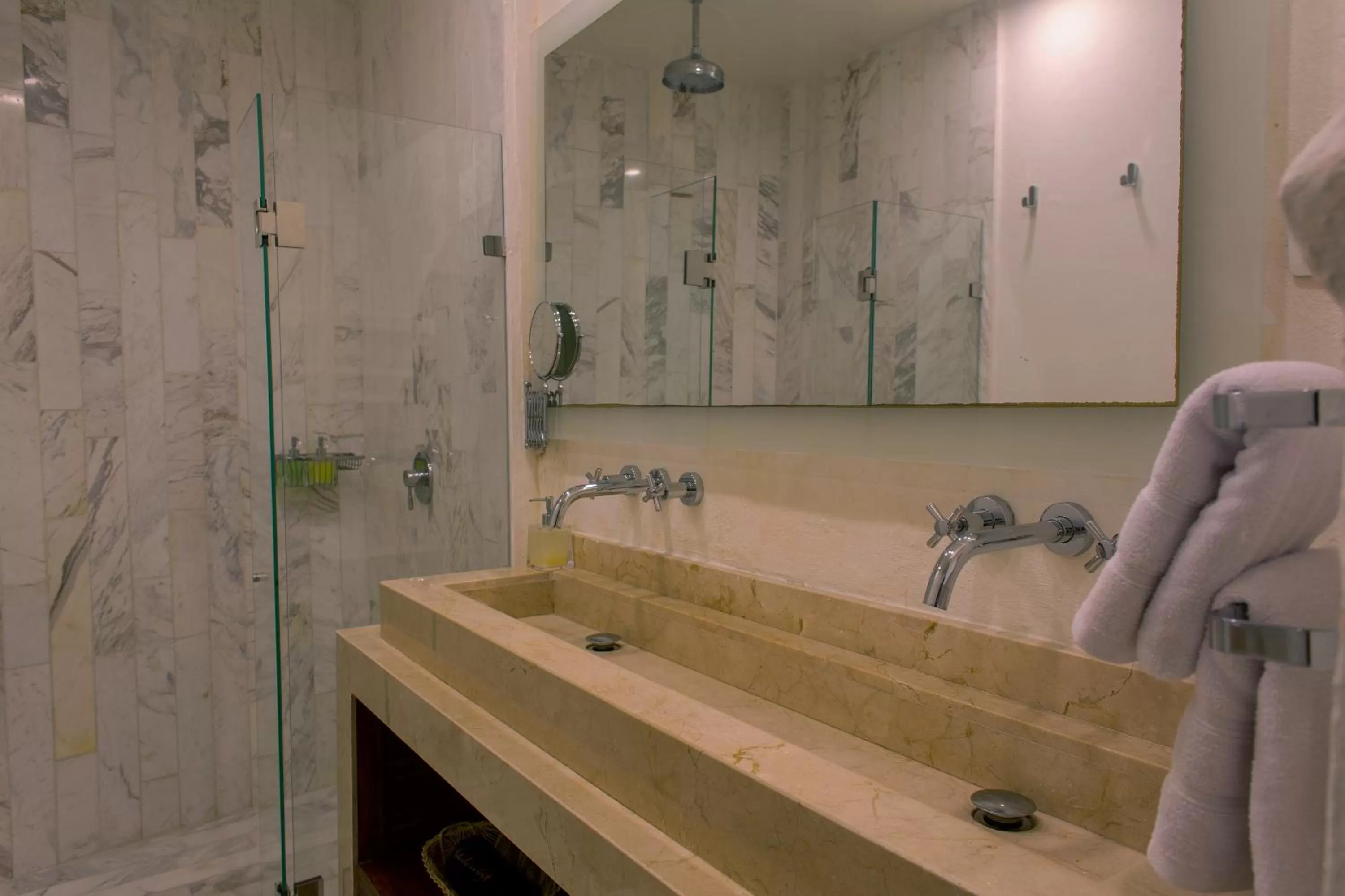 Bathroom in Leones de Alba Hotel Boutique