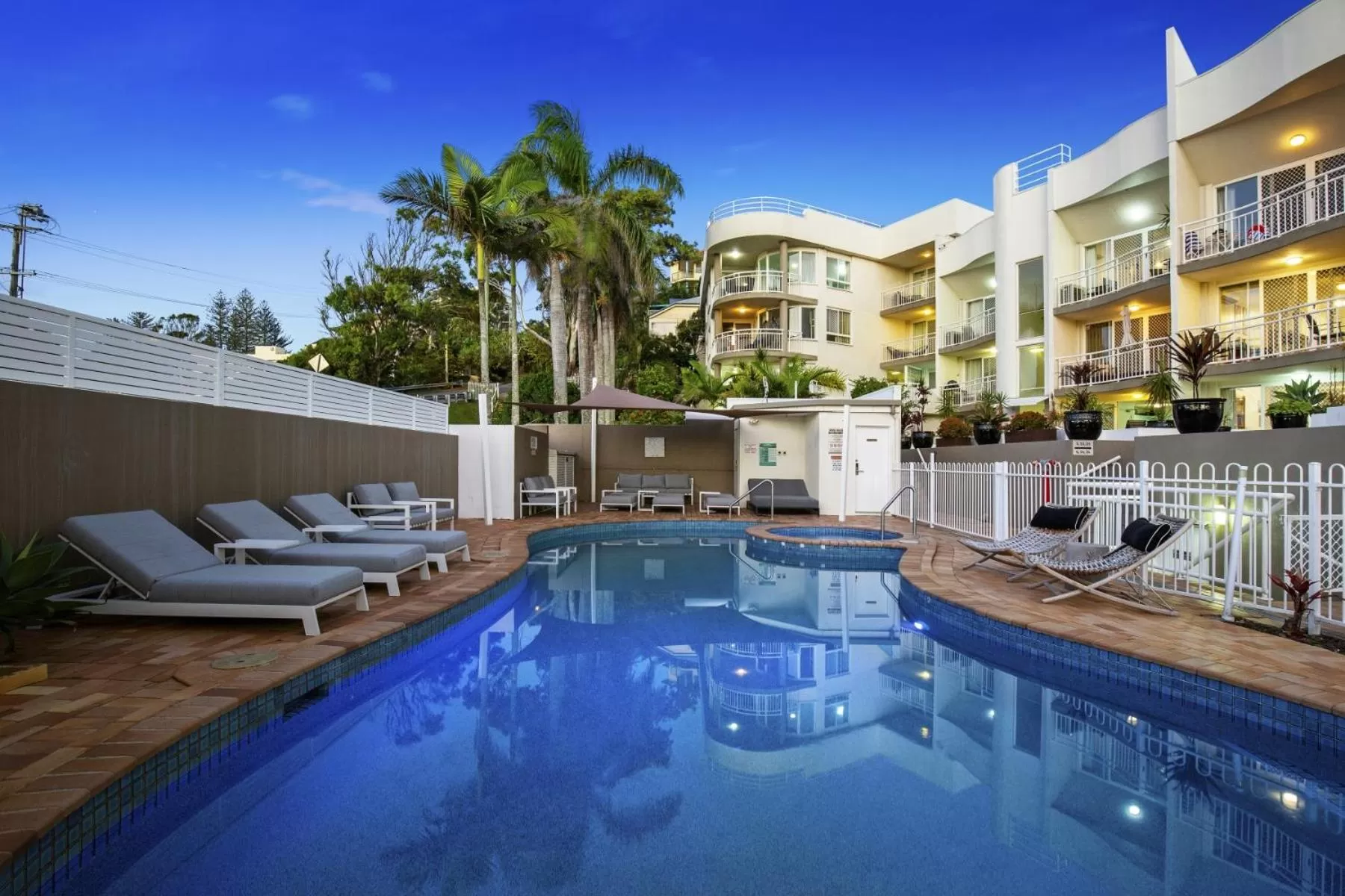 Hot Tub in Kirra Palms Holiday Apartments