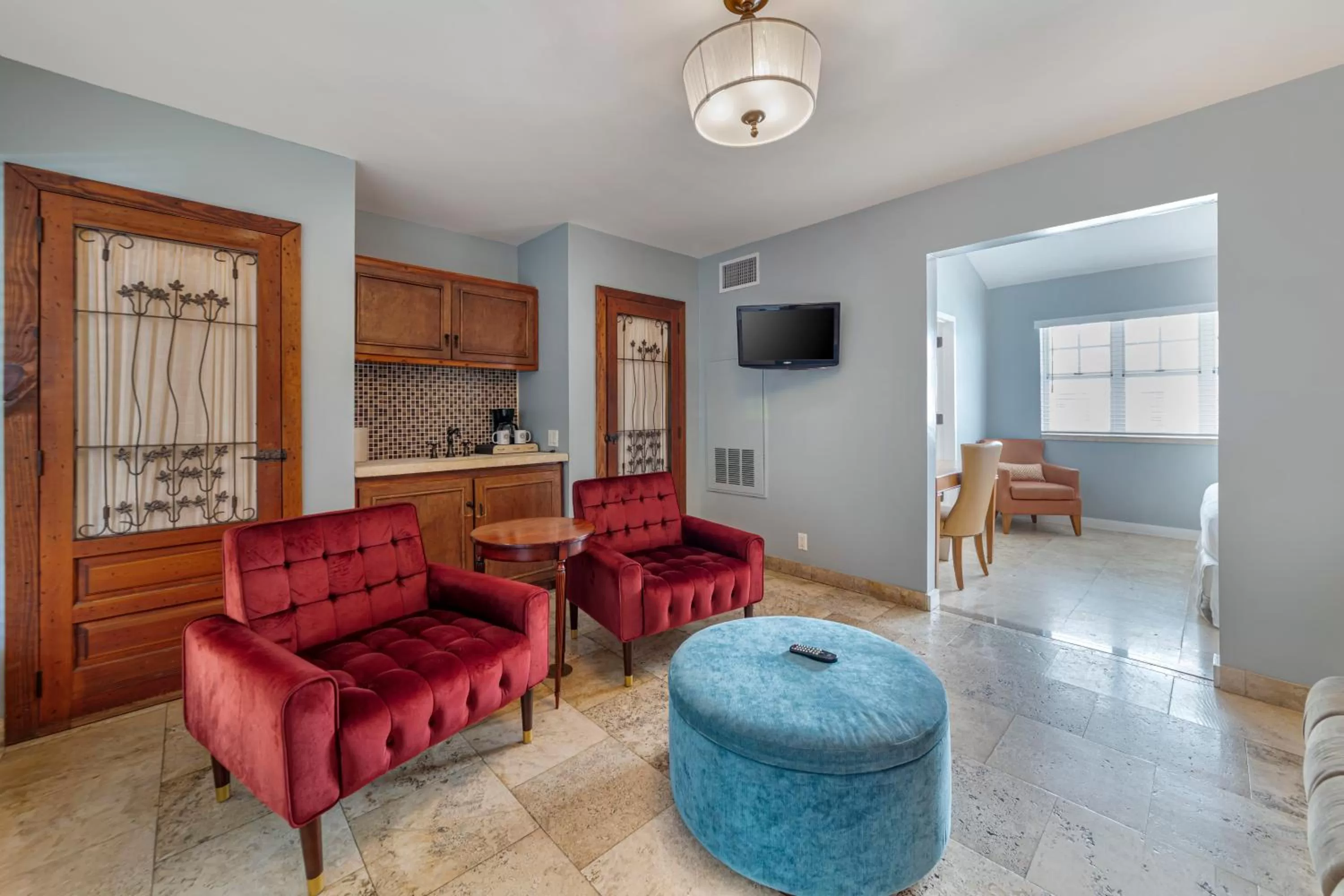 Seating Area in Hotel Impala by LuxUrban