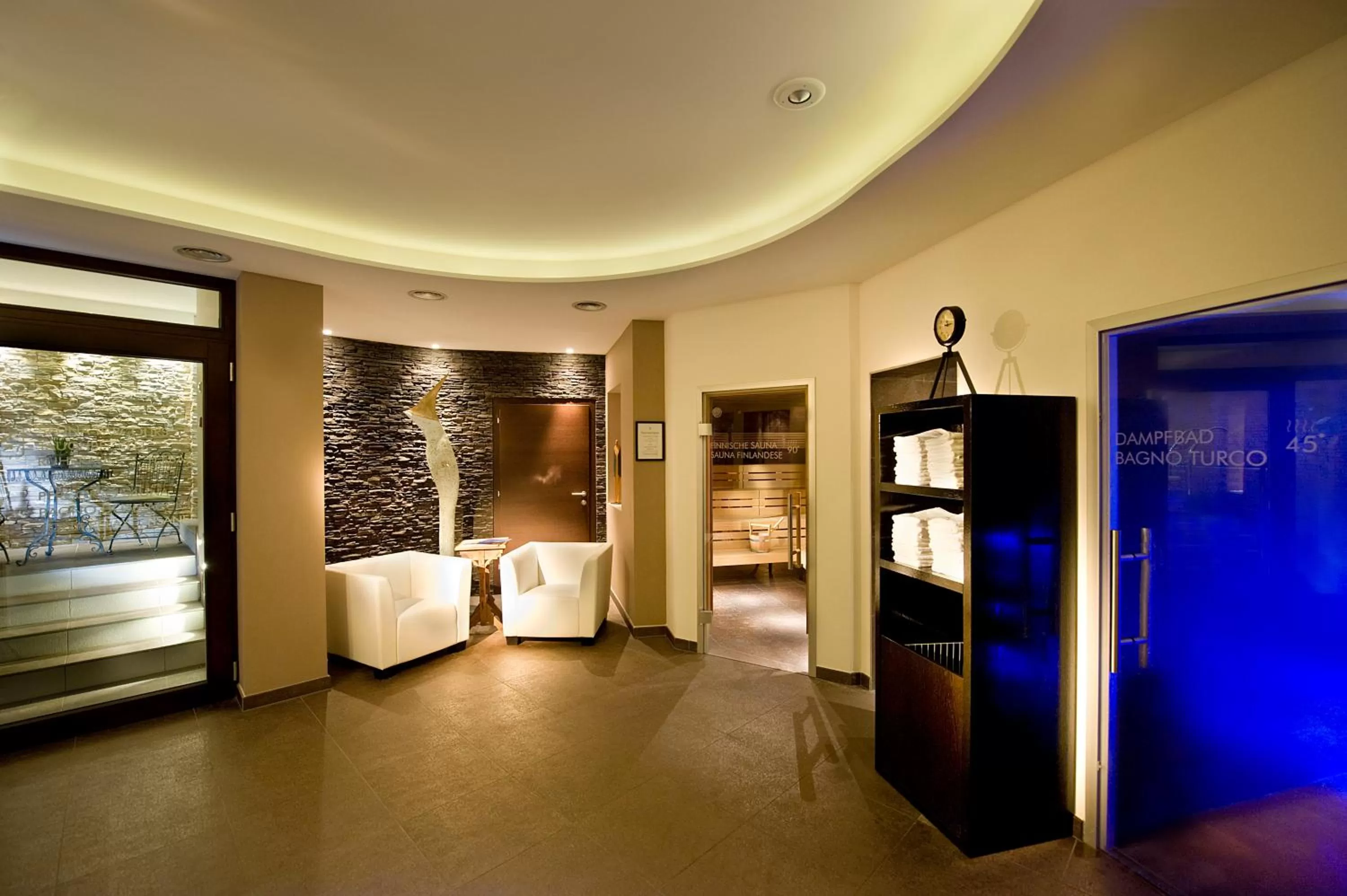 Sauna, Bed in Hotel Ansitz Plantiz