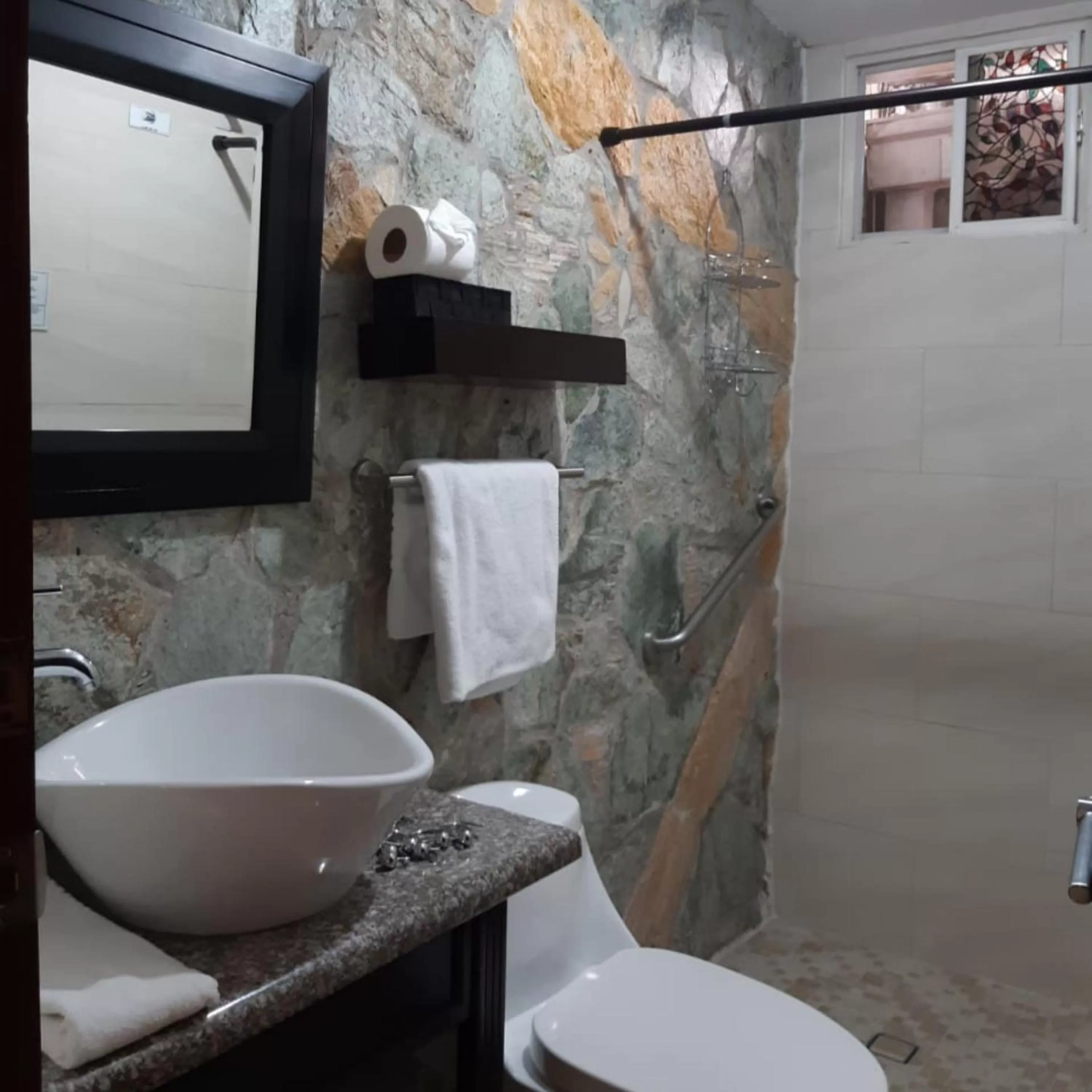 Bathroom in Hotel Villa Florencia Zona Rosa