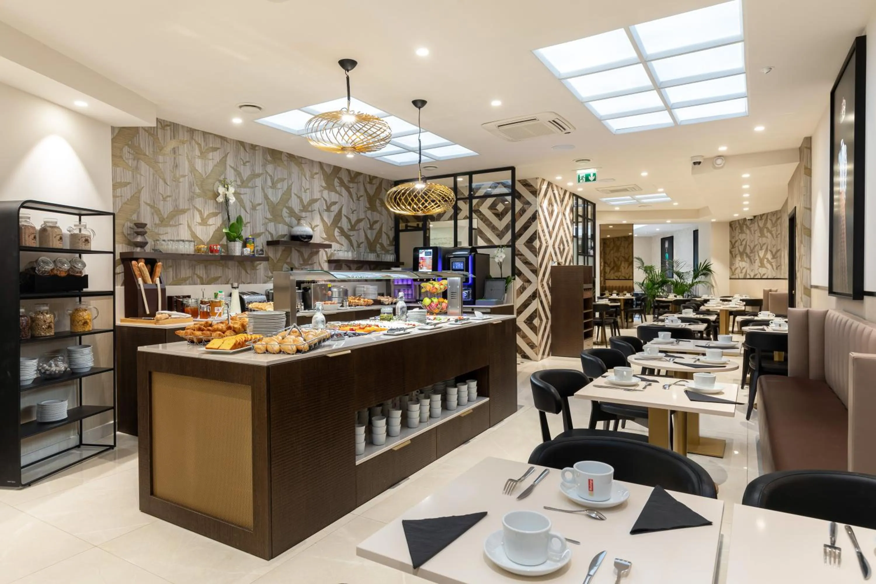 Restaurant/places to eat in Best Western Plus Hôtel Massena Nice