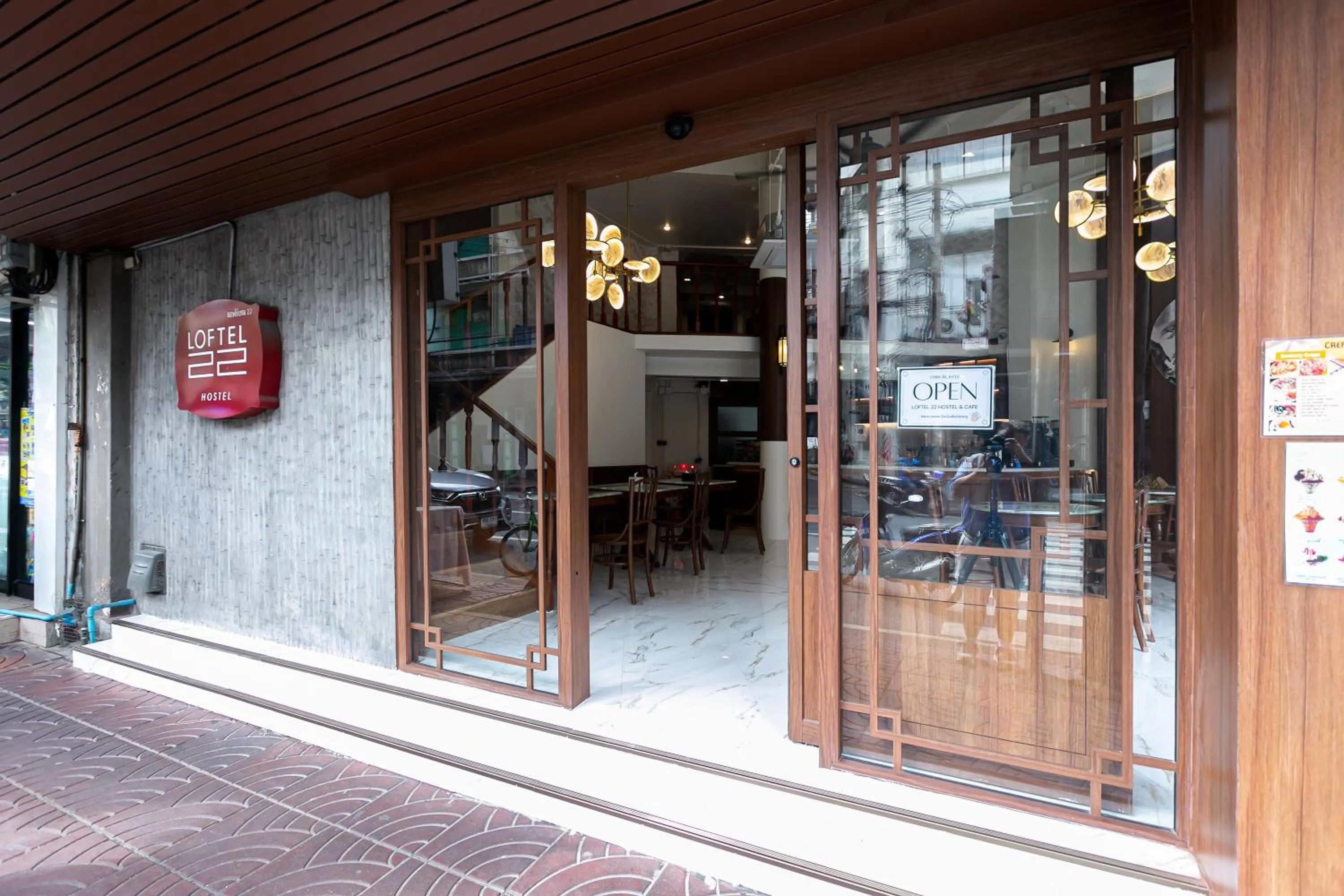 Facade/entrance in Loftel 22 Hostel