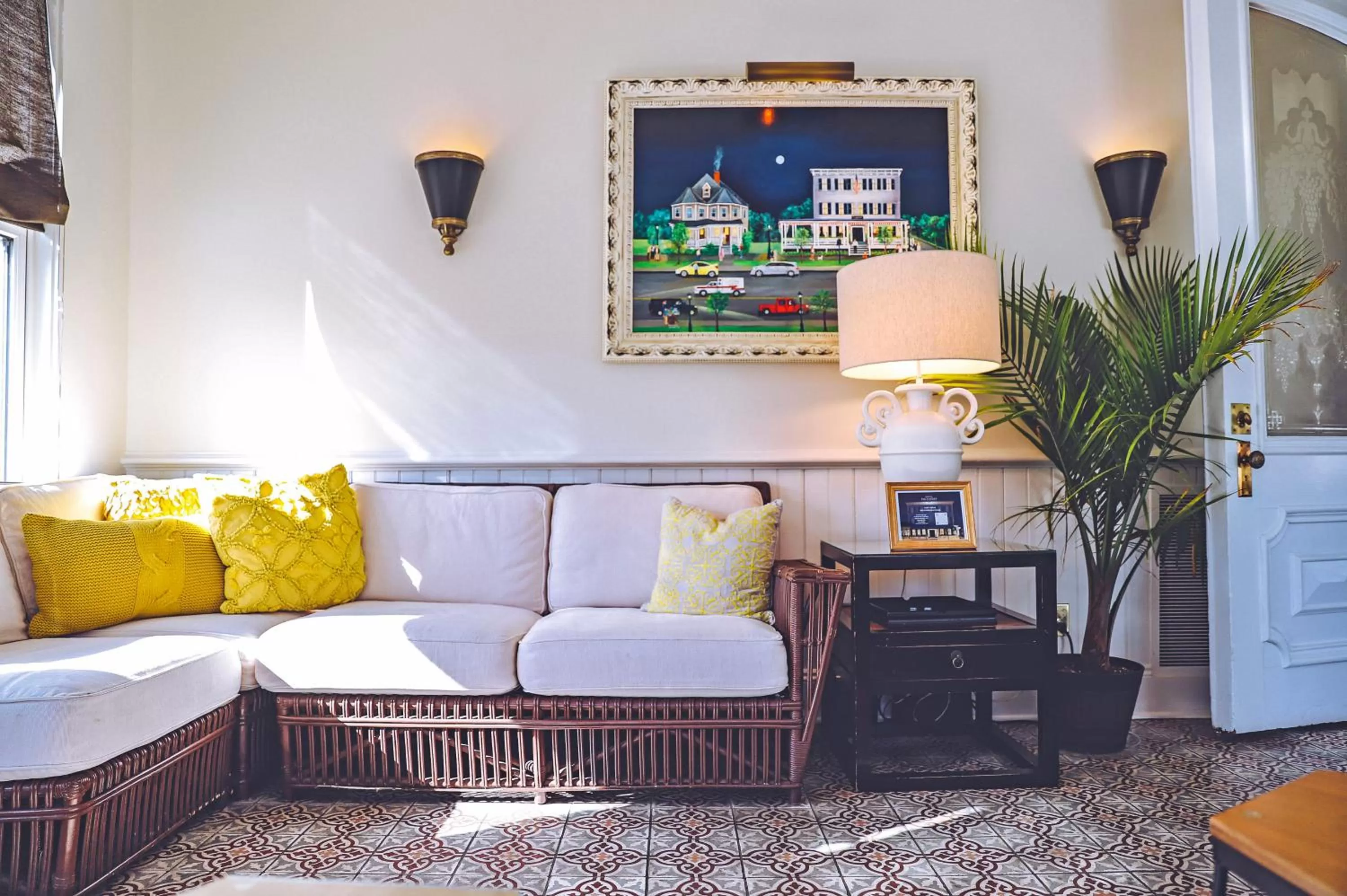 Communal lounge/ TV room in Hotel Fauchere