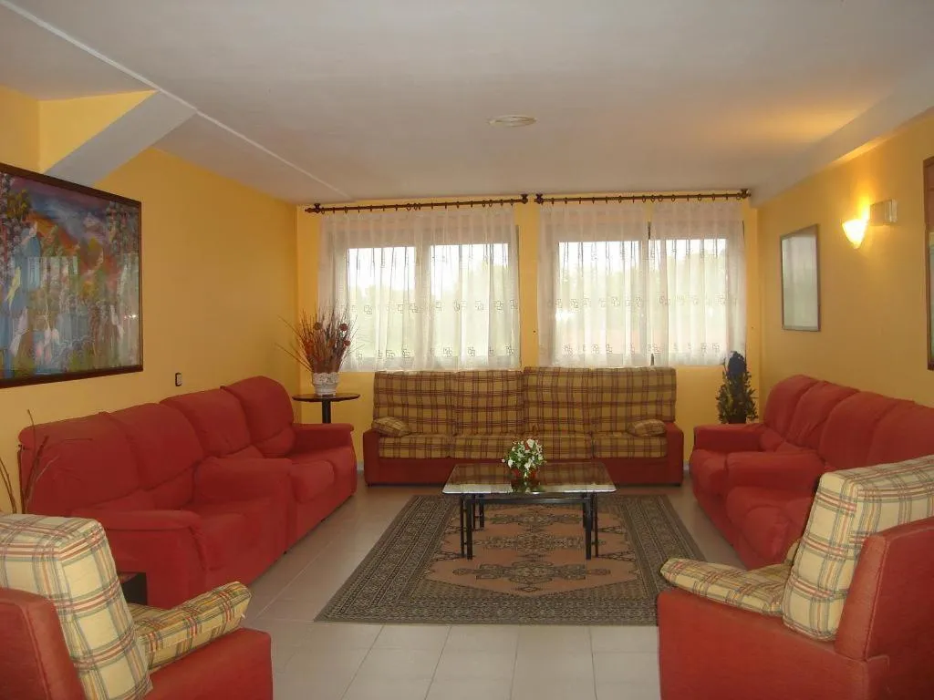 Communal lounge/ TV room in Hotel Piedra