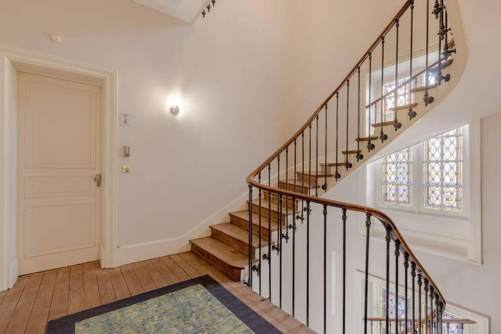 Lobby or reception in La Villa Beaupeyrat - Apparthôtels de charme dans bâtisse de caractère à 400m du cœur de ville de Limoges