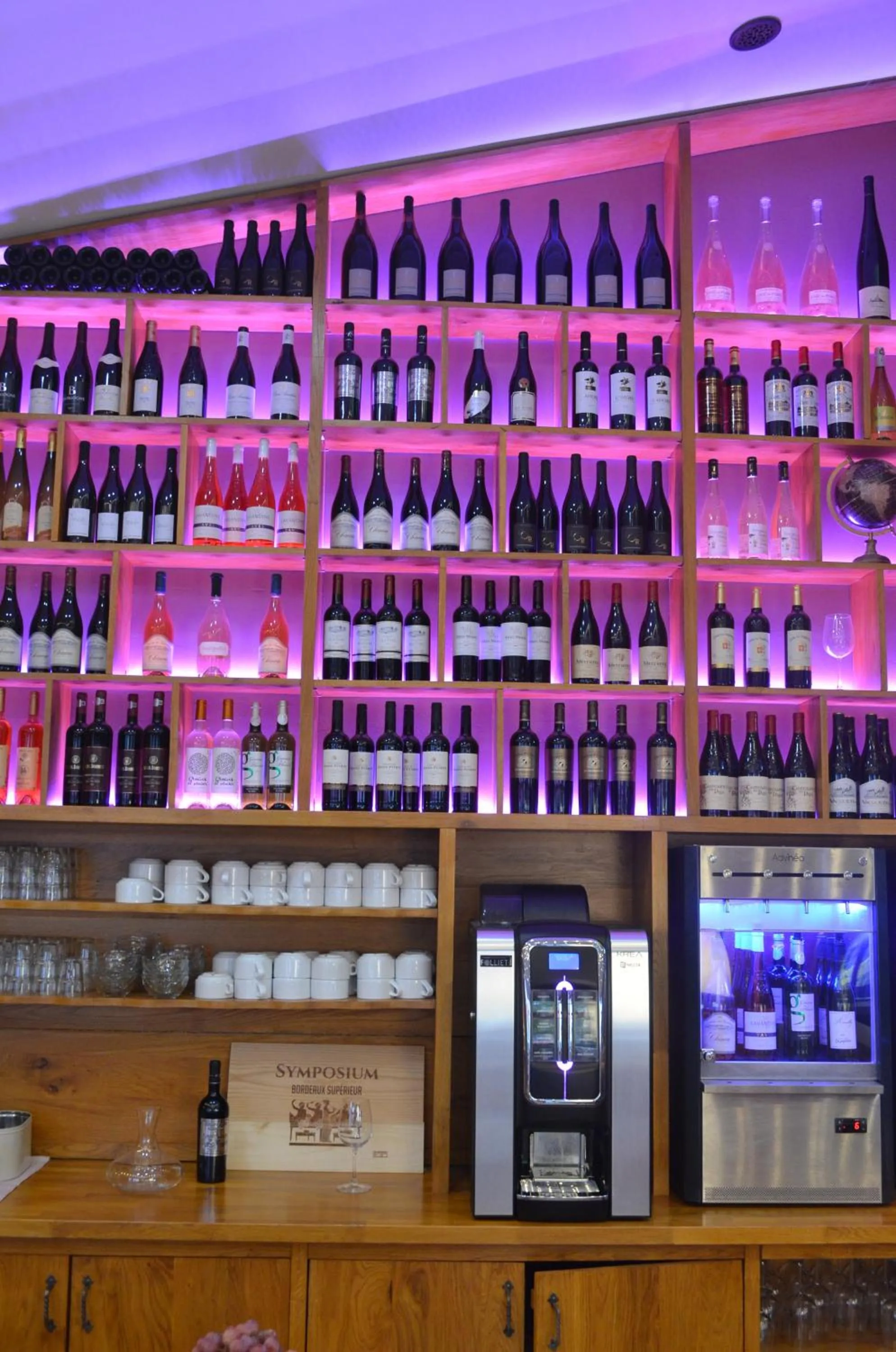 Property building in Comfort Hotel Orleans Sud