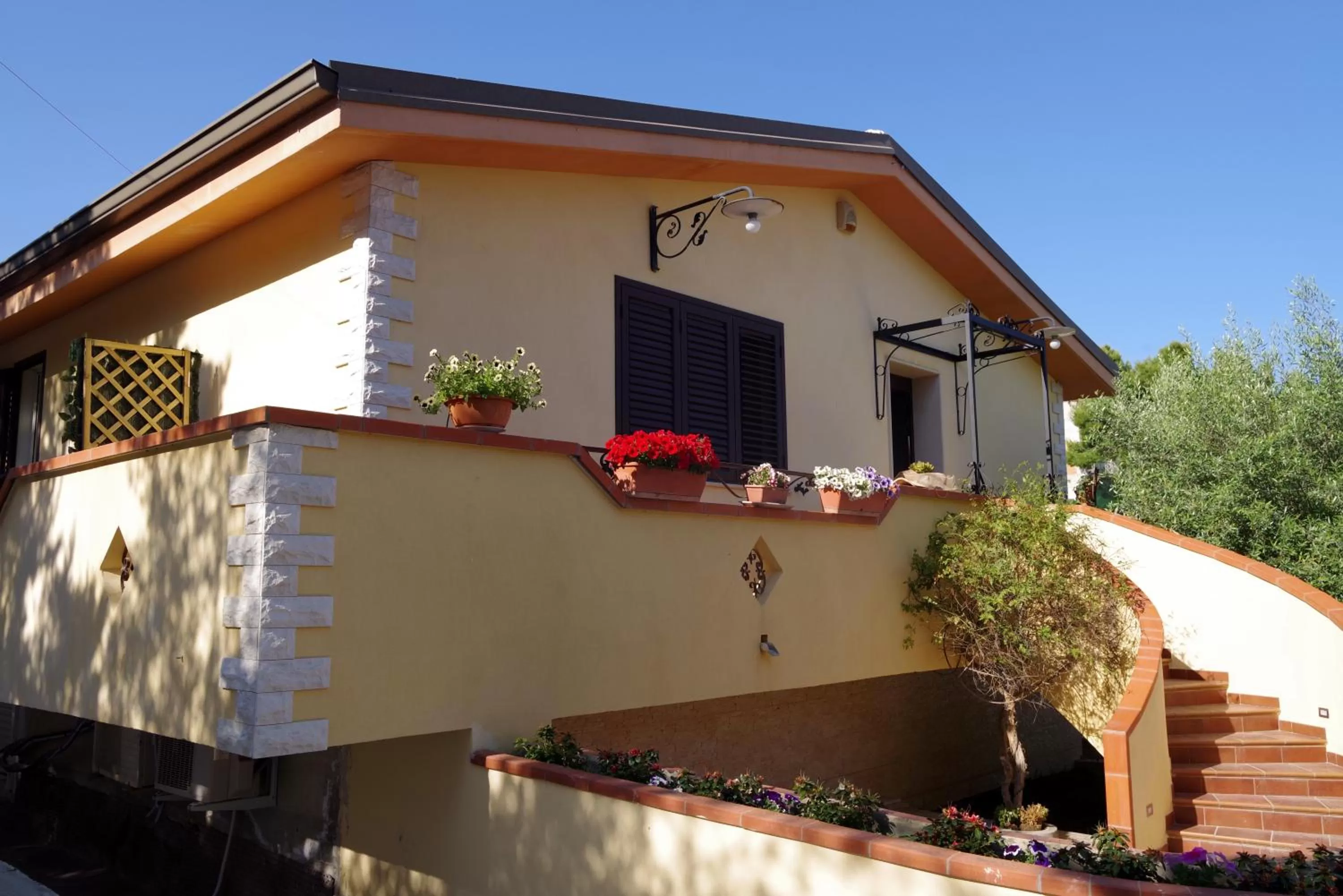 Property building in Balconcino sugli Ulivi