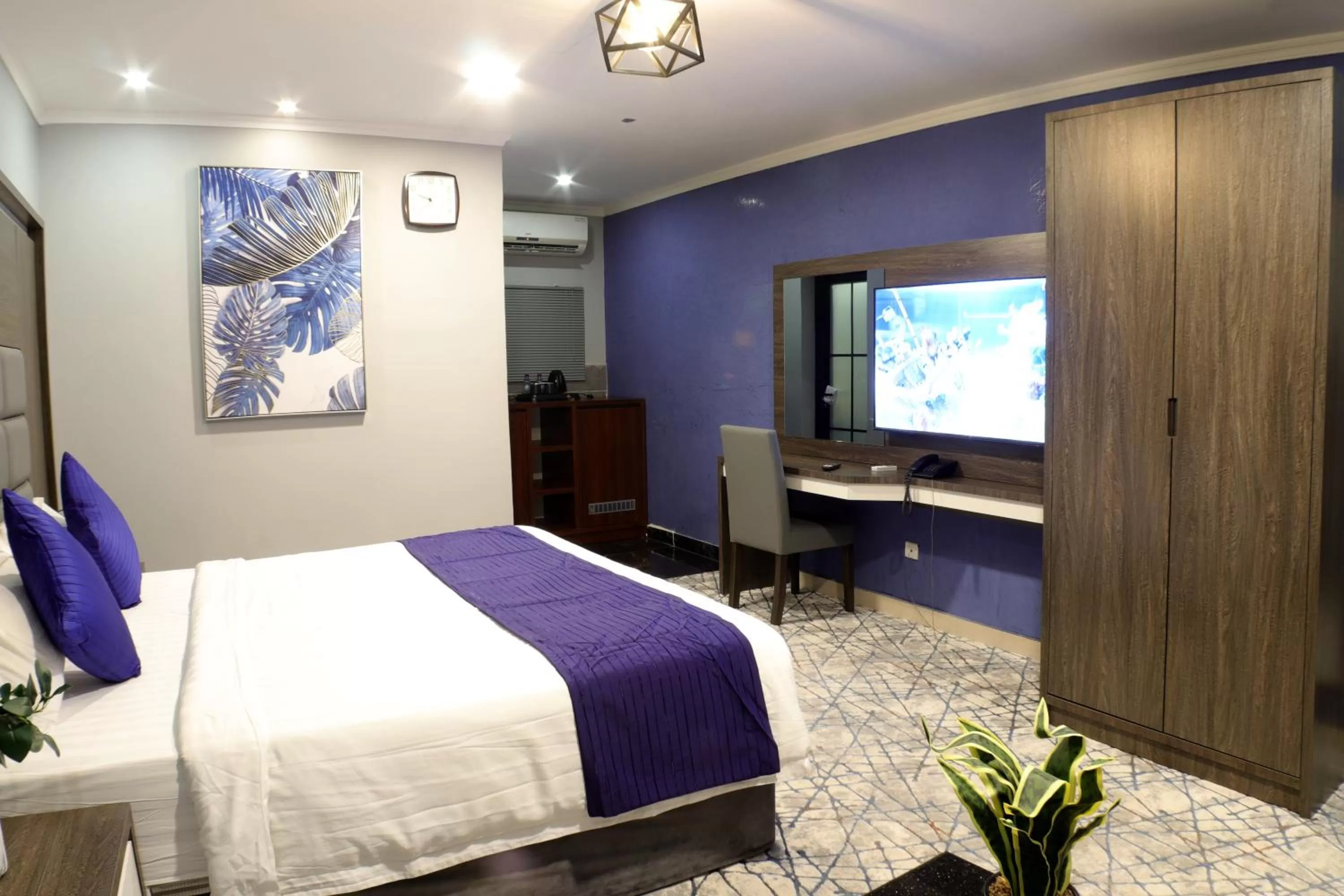 Photo of the whole room, Bed in Maskan Al Dyafah Hotel Apartments