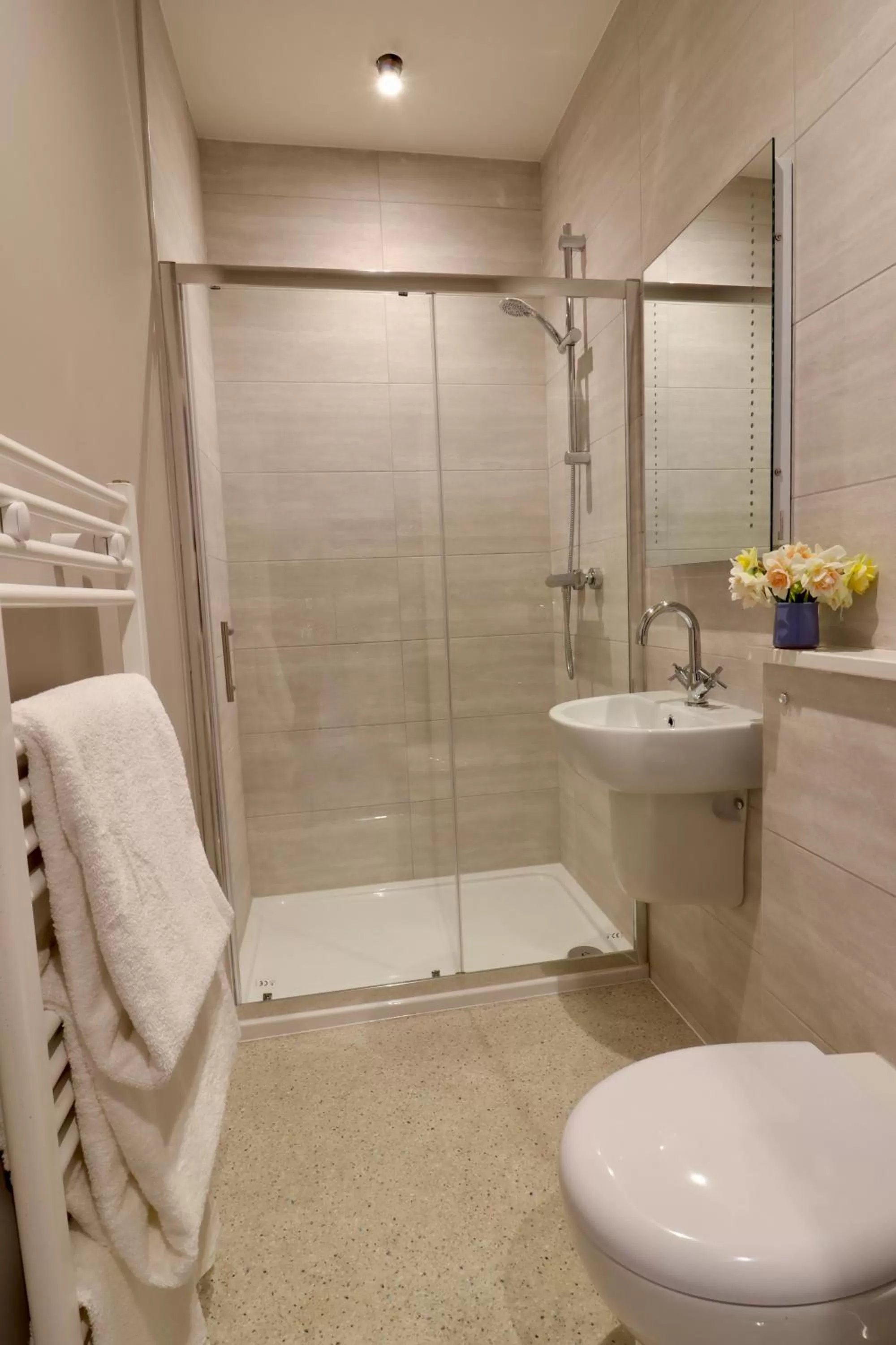 Bathroom in The New Inn Halse