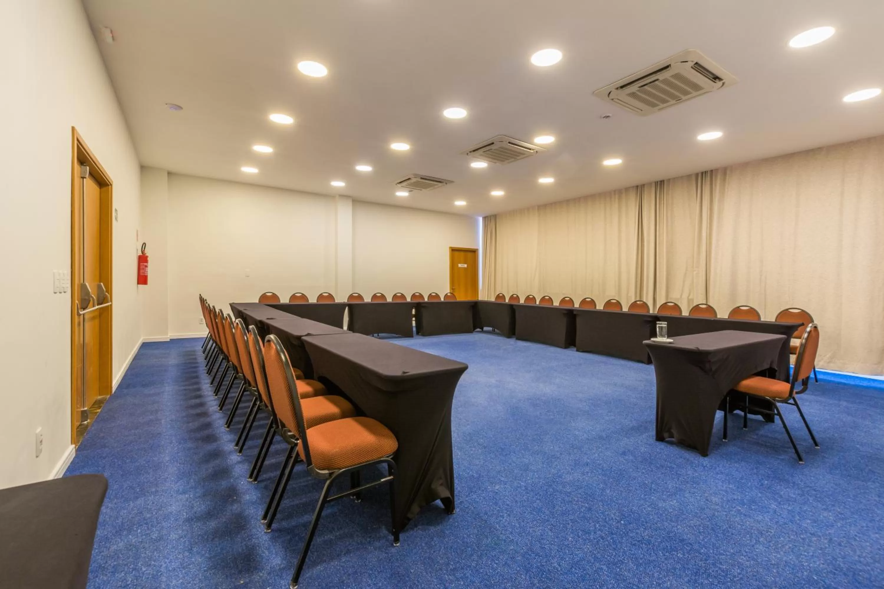 Business facilities in Bristol Guararapes Fortaleza Centro de Eventos