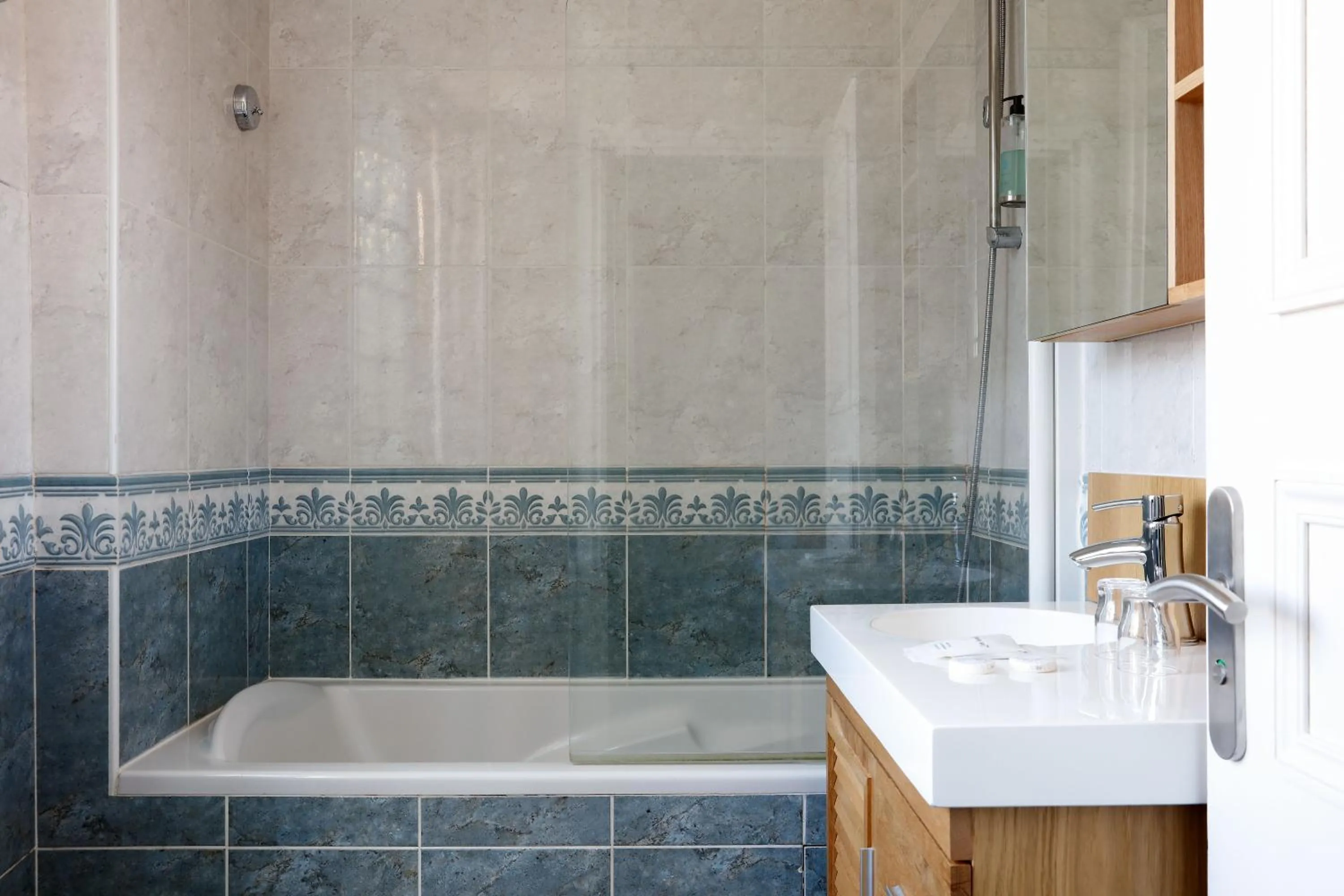 Bathroom in Hotel Le Dauphin