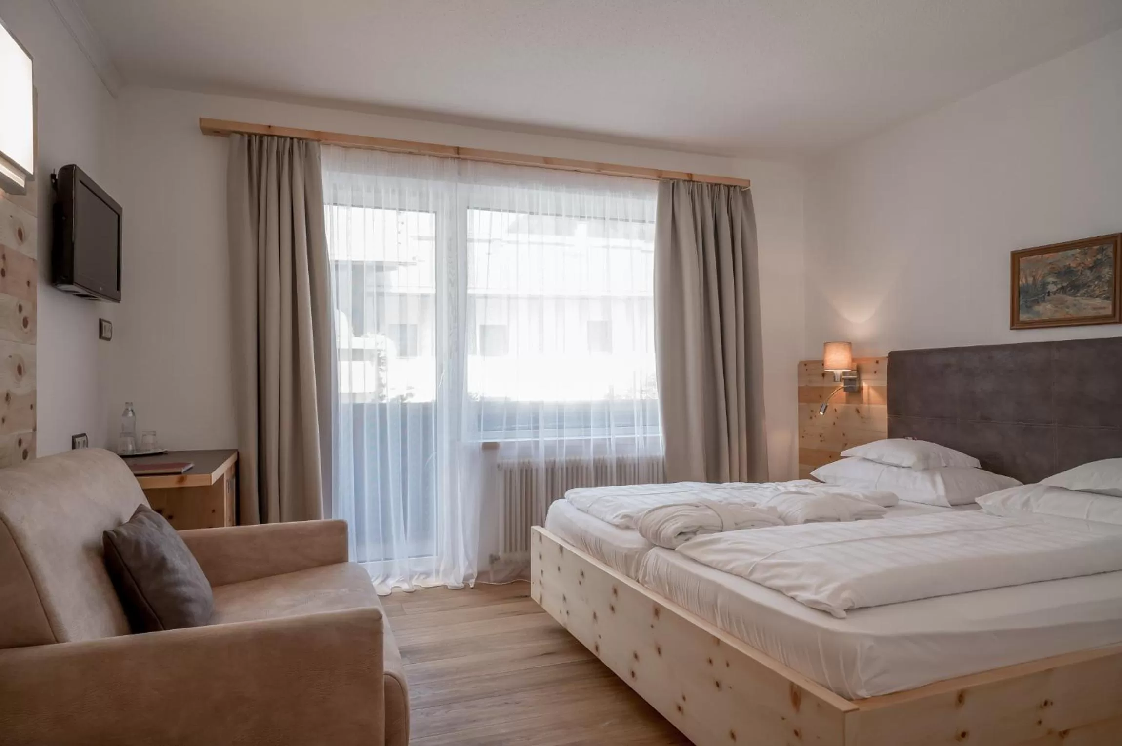 Bedroom, Bed in Hotel Seefelderhof