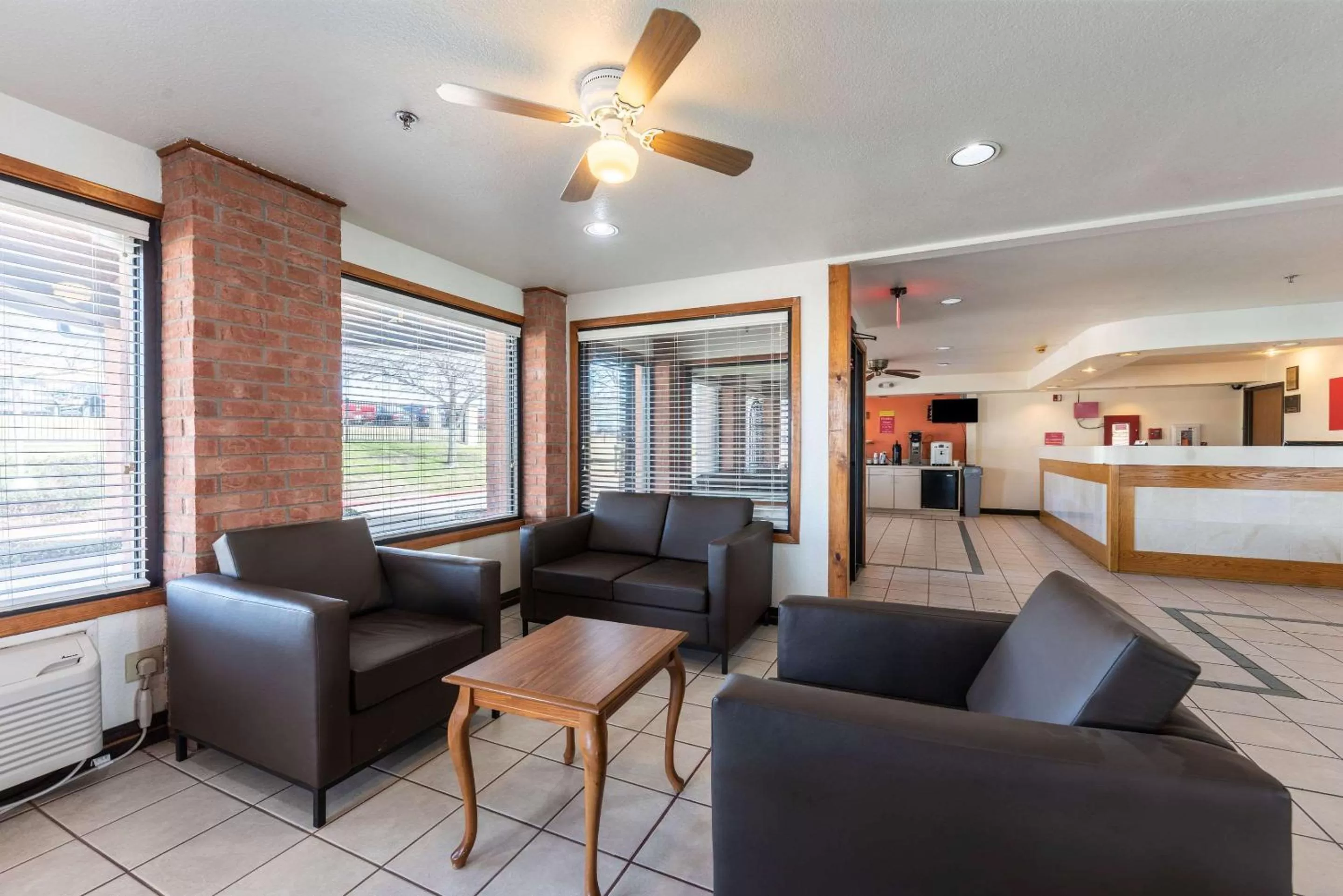 Lobby or reception in Econo Lodge Inn & Suites