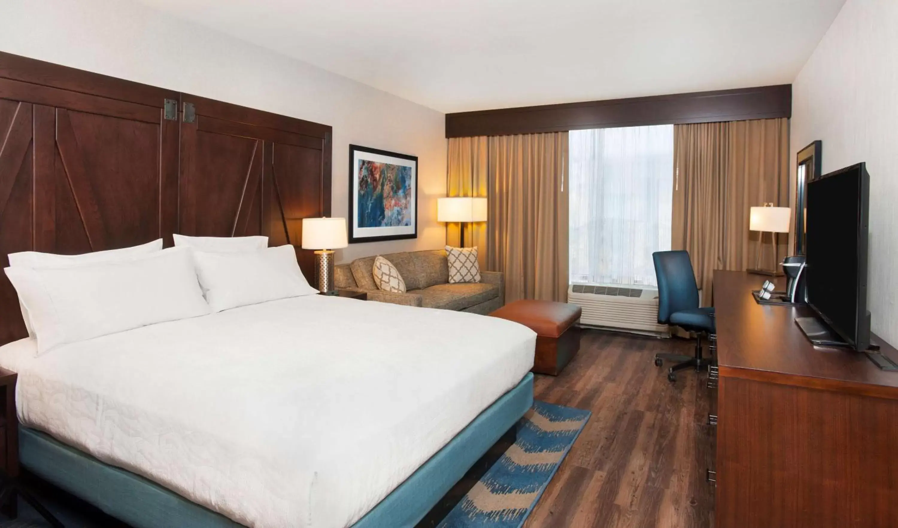 King Room Mobility/Hearing Accessible - Non-Smoking in Hilton Garden Inn Burbank Downtown King Room Mobility/Hearing Accessible - Non-Smoking in Hilton Garden Inn Burbank Downtown