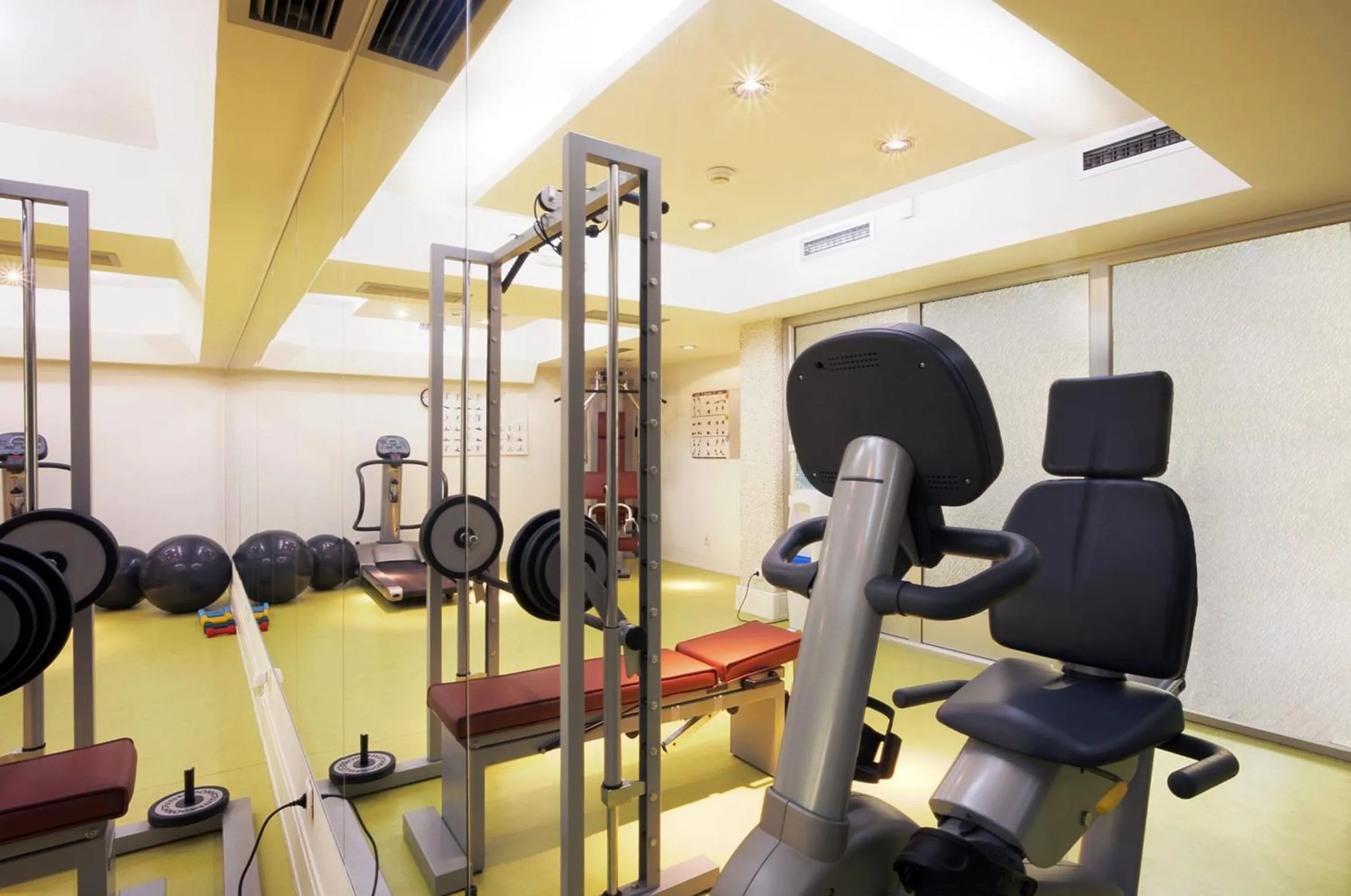 Fitness centre/facilities in Rox Hotel Istanbul