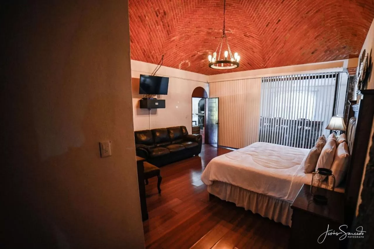 Two-Bedroom Chalet in Suites Campestres Montebello