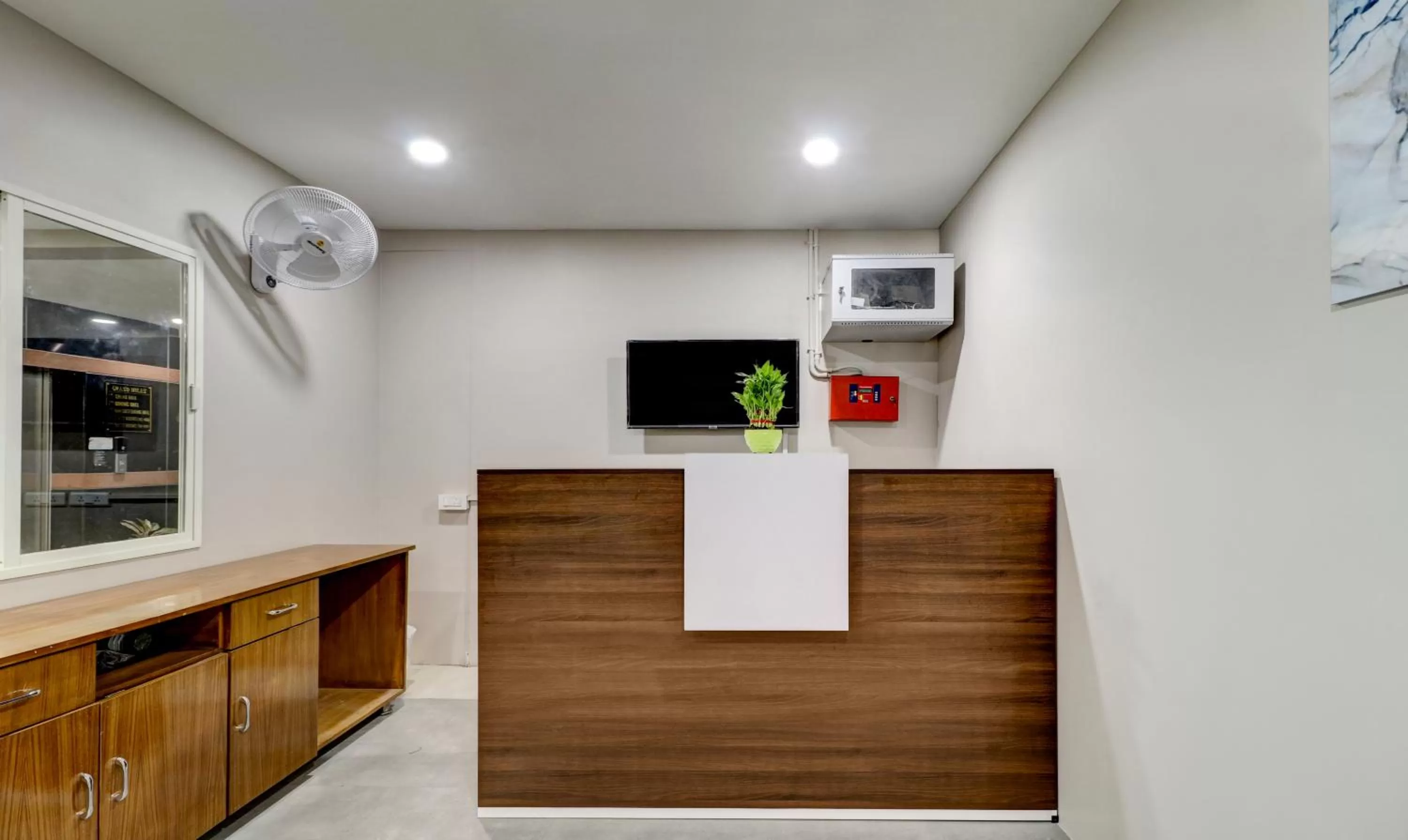 Lobby or reception in Treebo Grand Milan