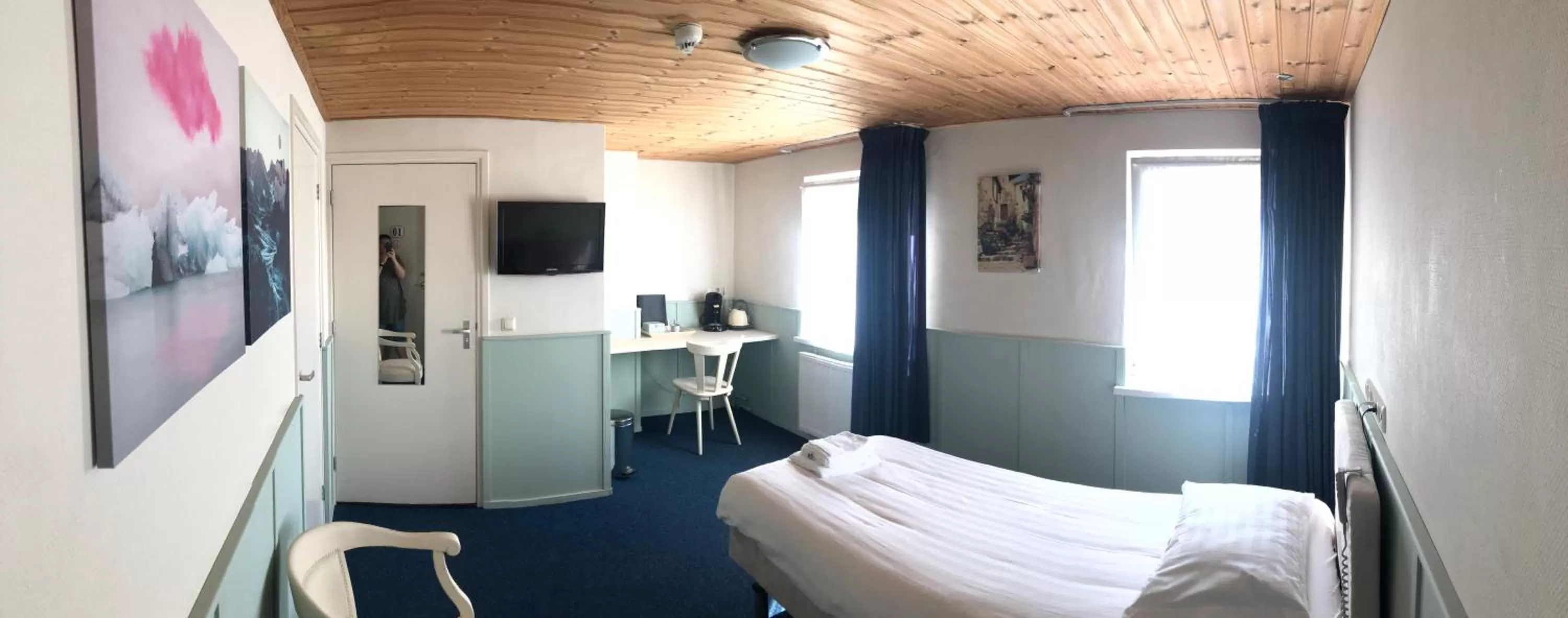 Bedroom, Bed in Hotel Verhoeven