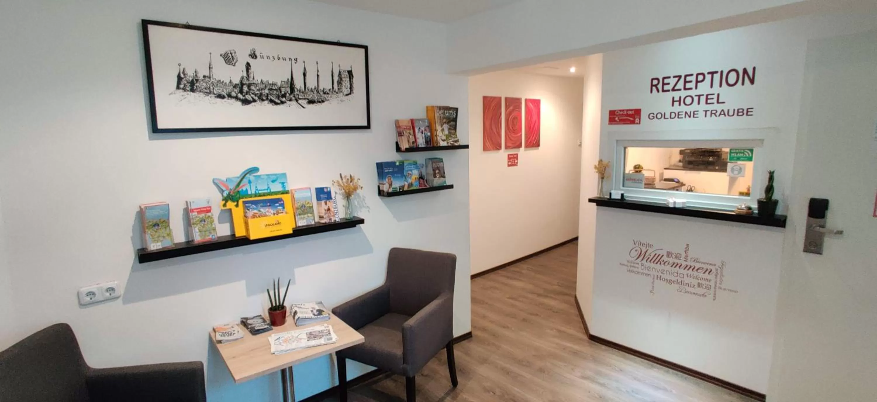 Lobby or reception in Hotel Goldene Traube