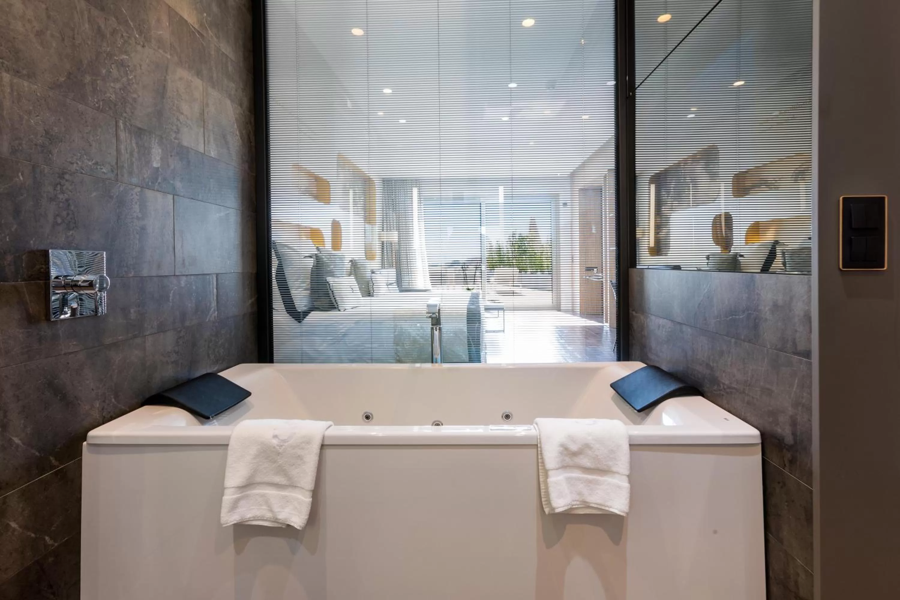 Bathroom, Bed in Pure Salt Port Adriano - Adults Only