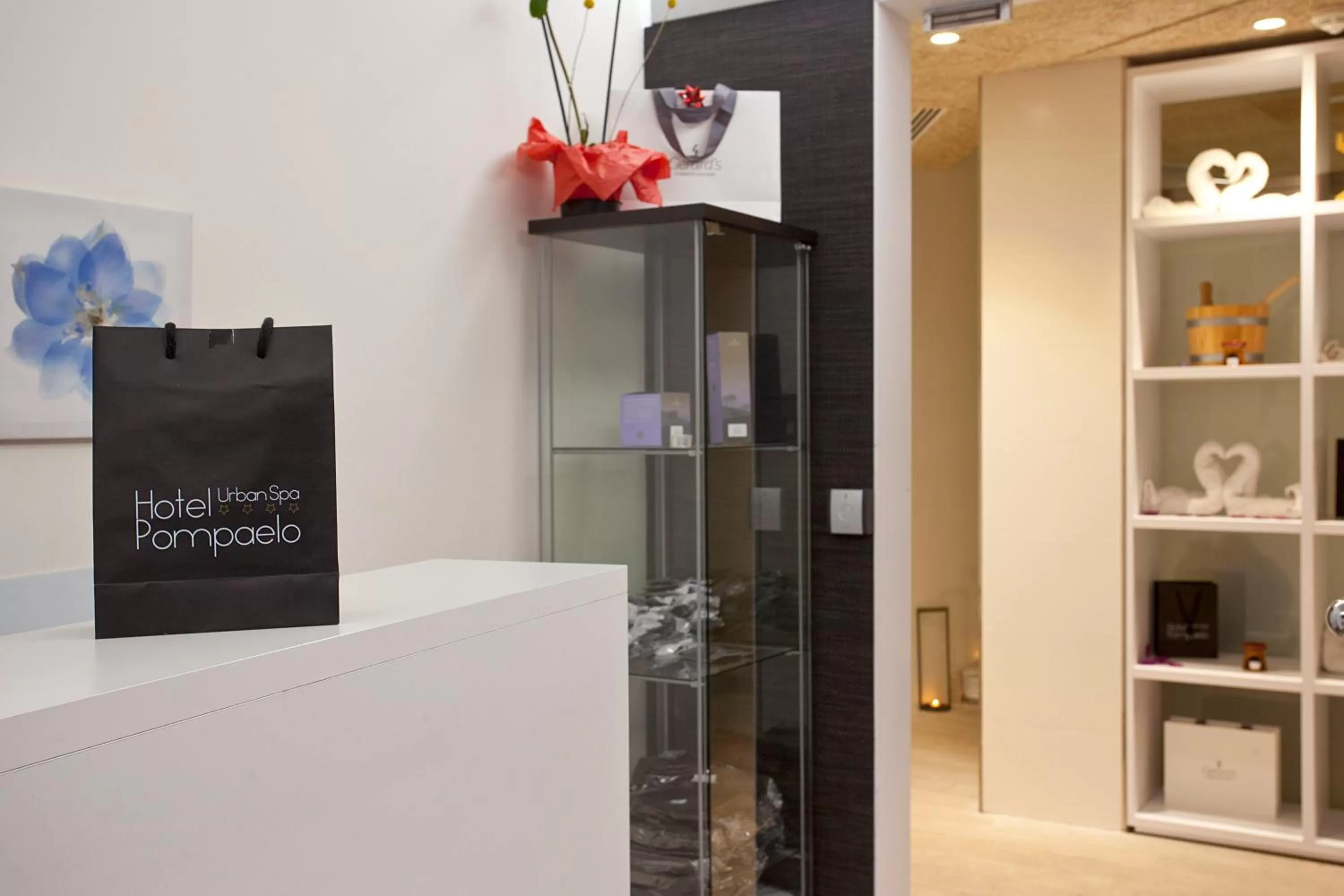 Hotel Pompaelo Plaza del Ayuntamiento & Spa