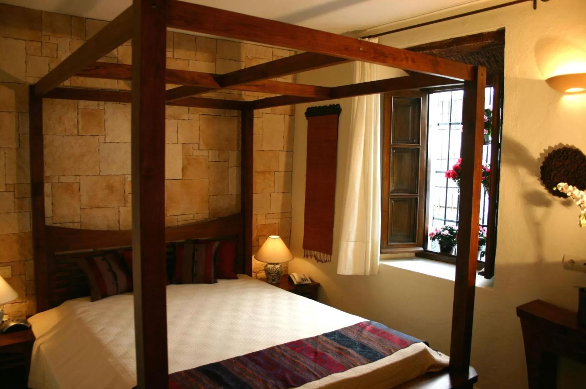 Bed in La Villa Marbella - Old Town
