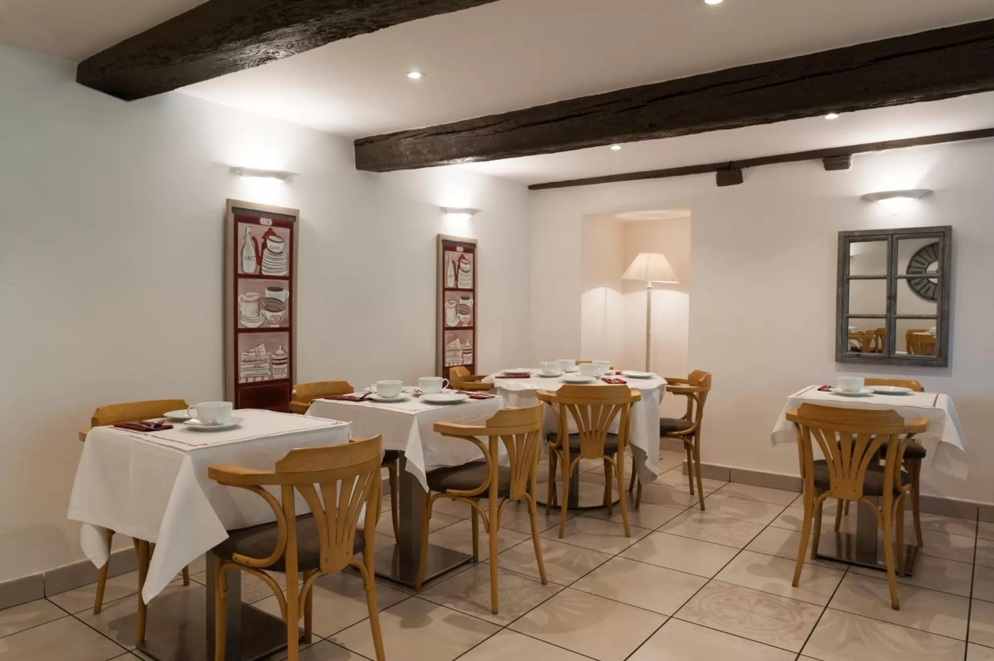 Restaurant/places to eat in Clos St Eloi, The Originals Relais (Relais du Silence)