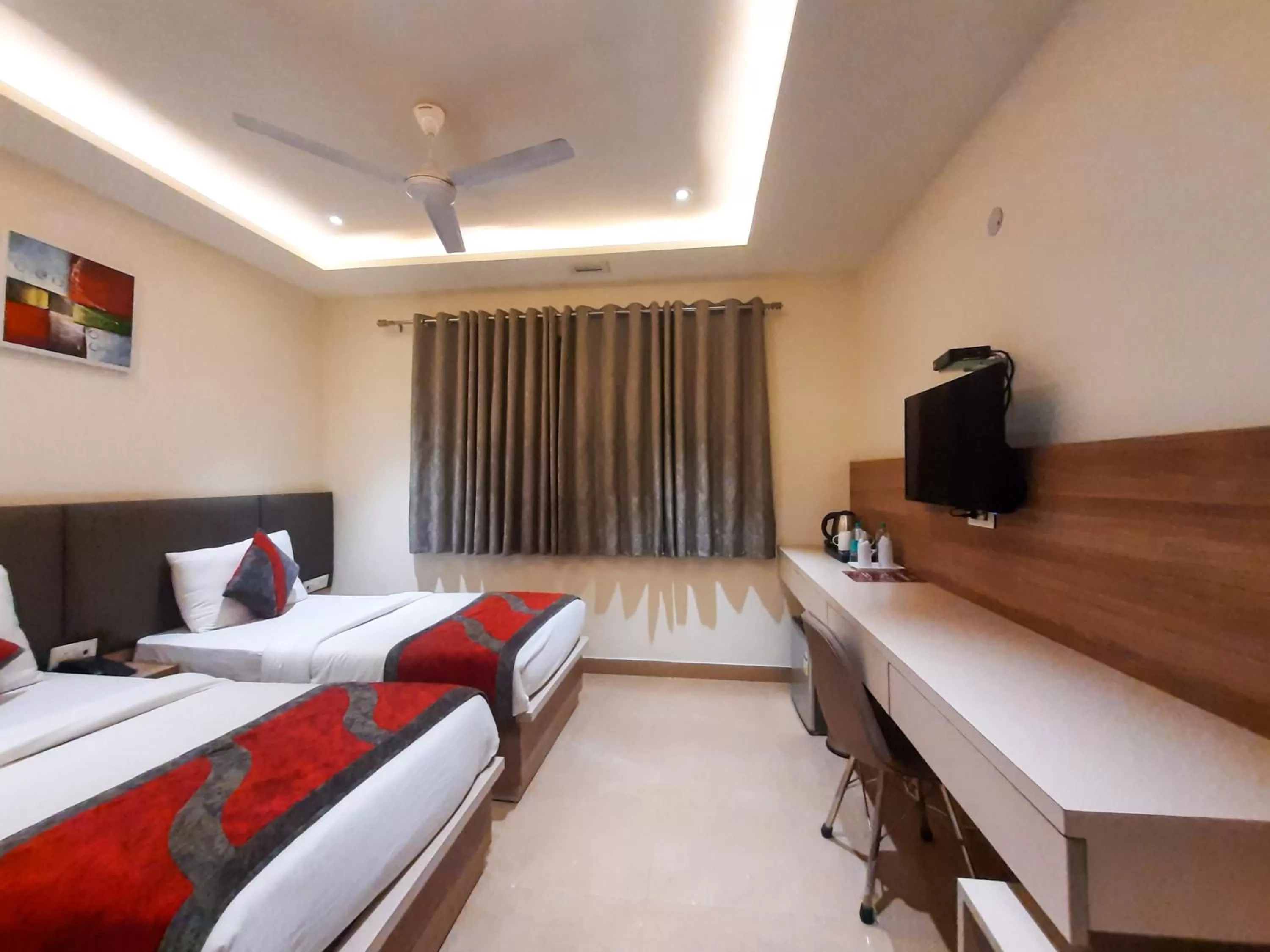 Bedroom, Bed in Hotel Tripple Tree - Near Ganga Ram & BLK Hospital - Karol Bagh