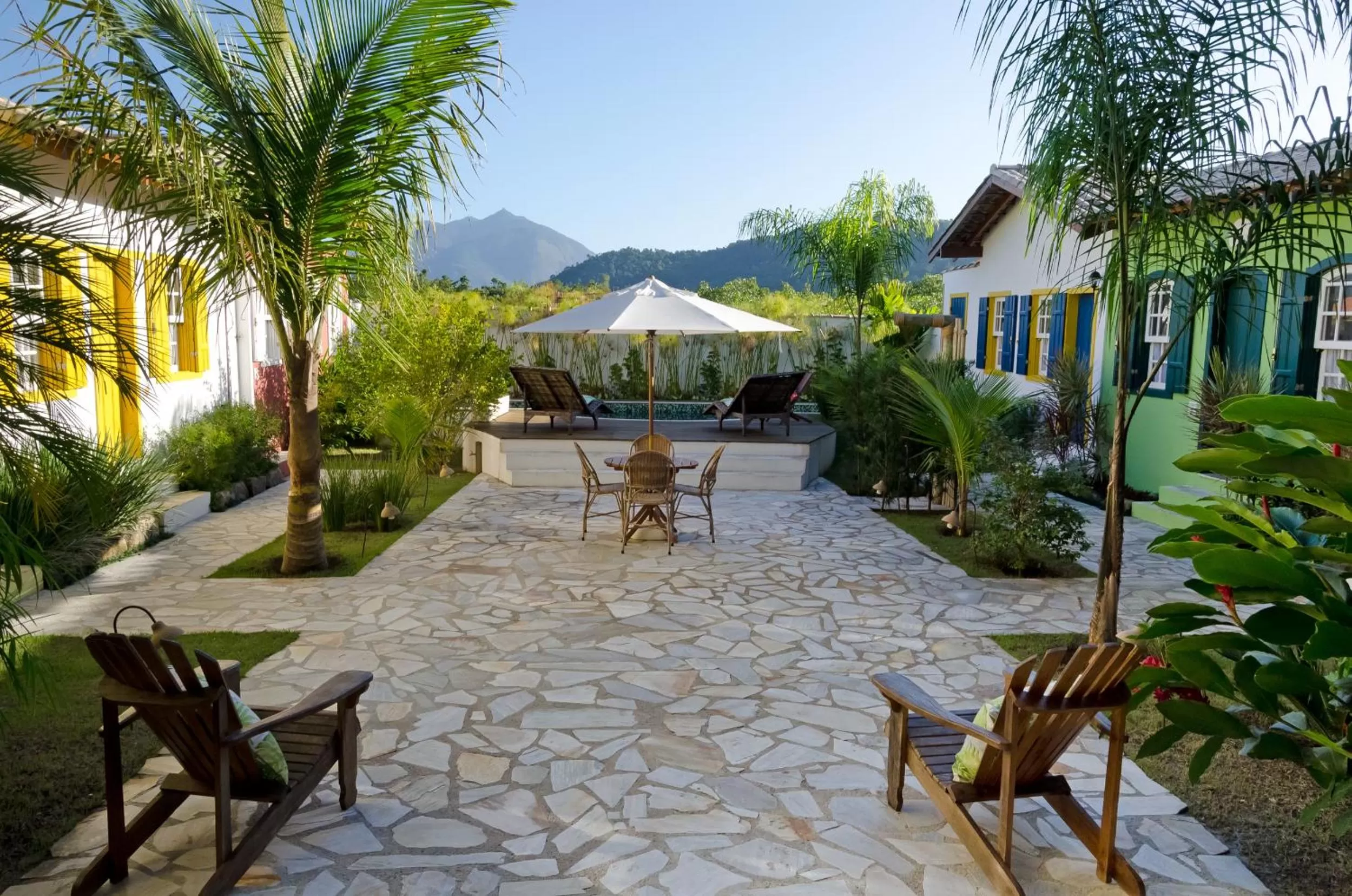 Garden in Pousada Pomar Paraty