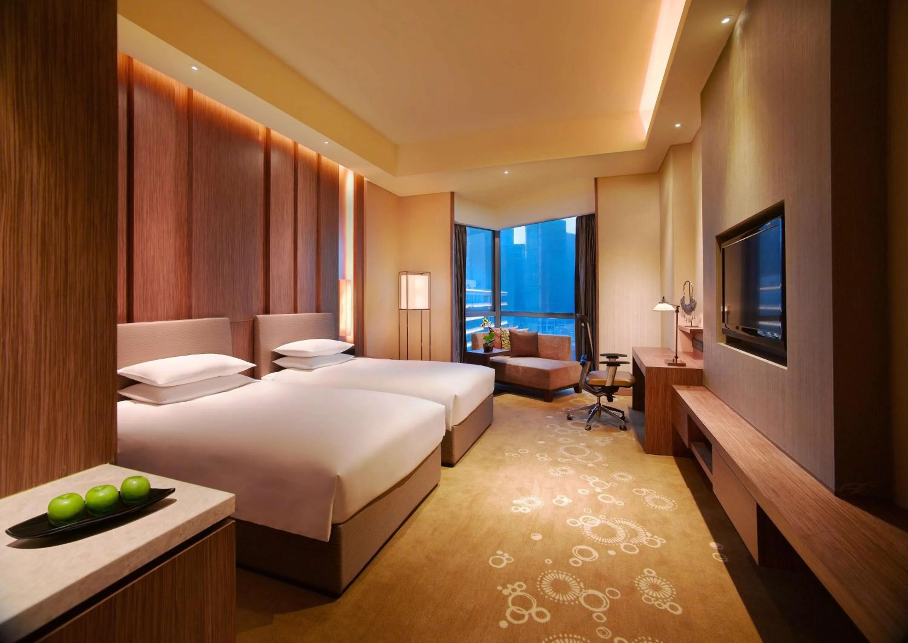 Photo of the whole room, Bed in Hyatt Regency Guiyang