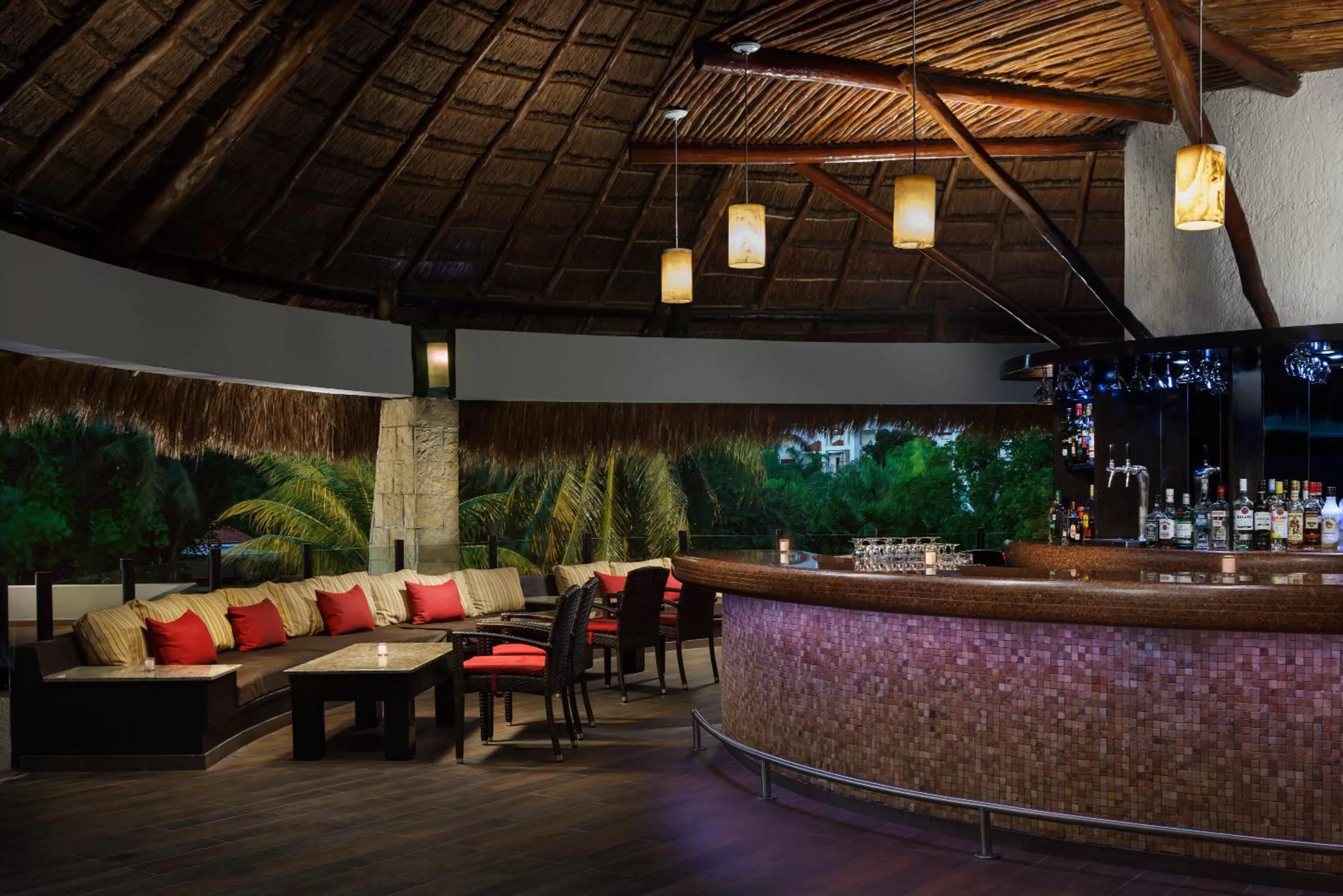 Alcoholic drinks in The Reef Playacar Beach Resort & Spa-Optional All Inclusive