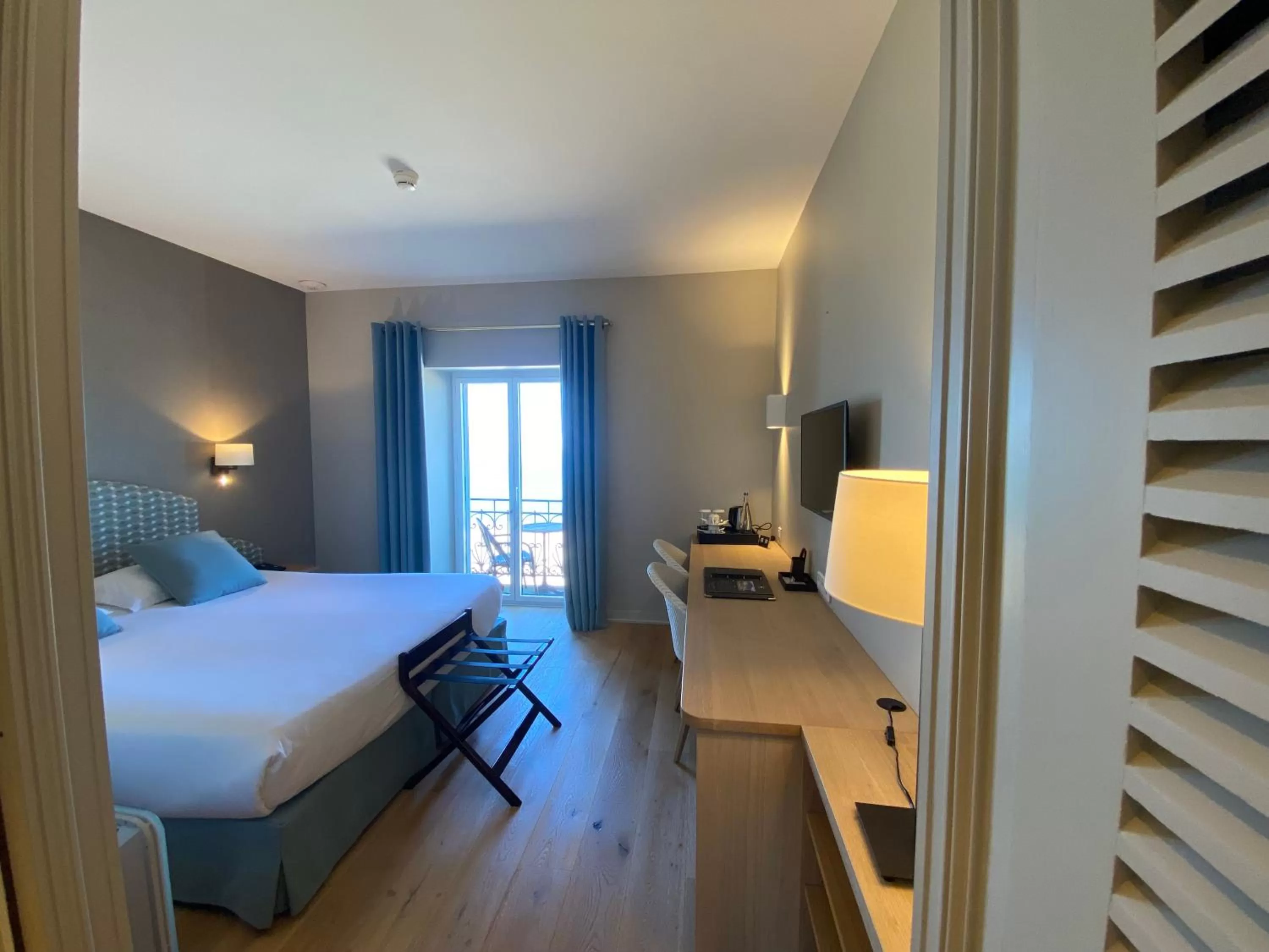 Bedroom in Hôtel de la Plage - Saint Jean de Luz