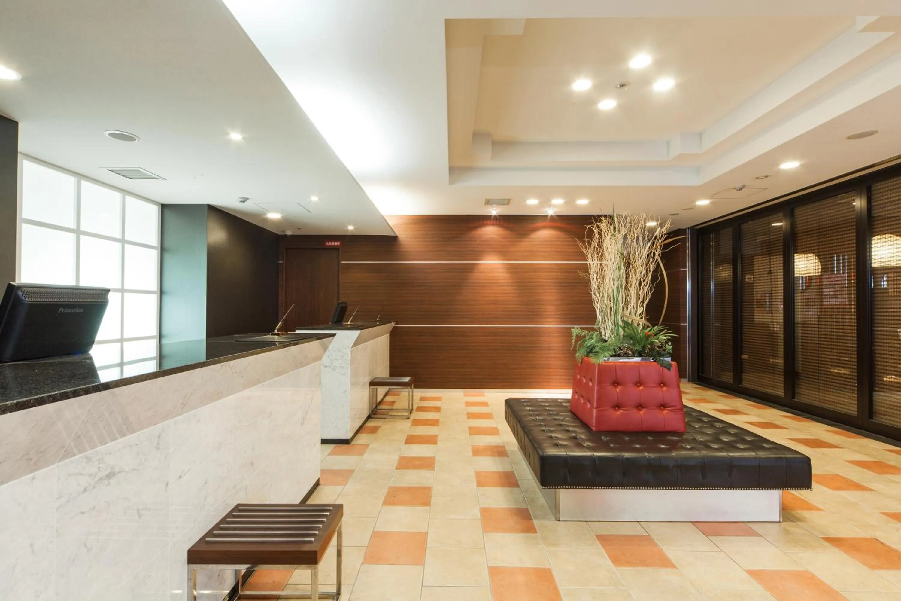 Lobby or reception in HOTEL MYSTAYS Sakaisuji Honmachi