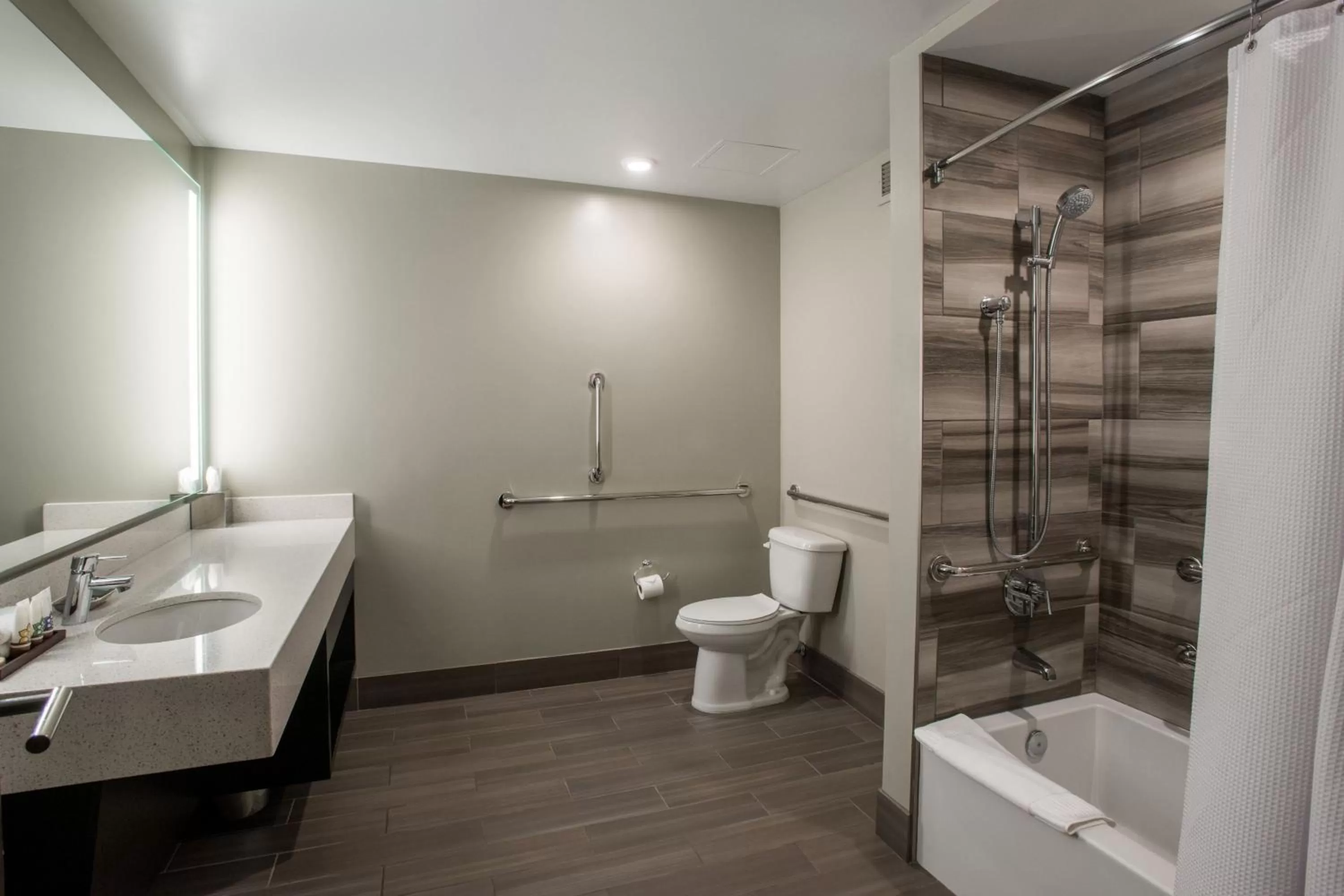 Bathroom in Magnolia Hotel Denver, a Tribute Portfolio Hotel